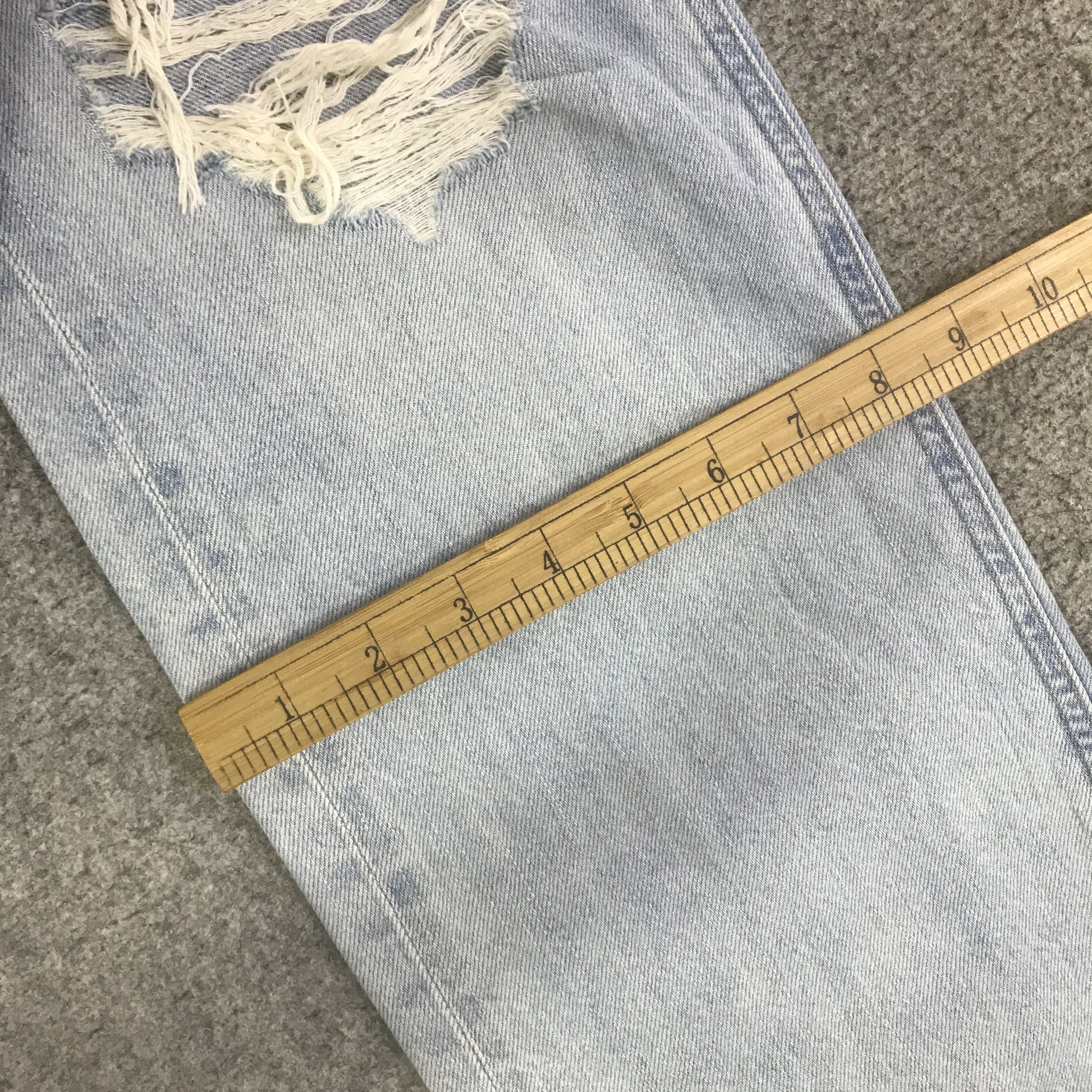 Japanese Brand JAPAN UNIQLO DISTRESSED DENIM JEANS PANTS K129B11 Size US 28 / EU 44 - 10 Thumbnail