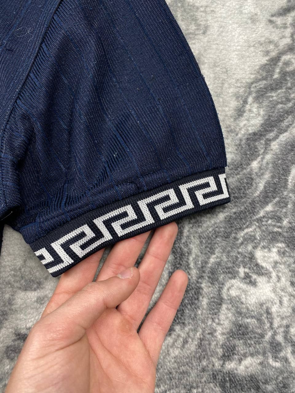 Versace Versace Classic V2 V Neck T Shirt Men Size L Blue Size US L / EU 52-54 / 3 - 2 Thumbnail