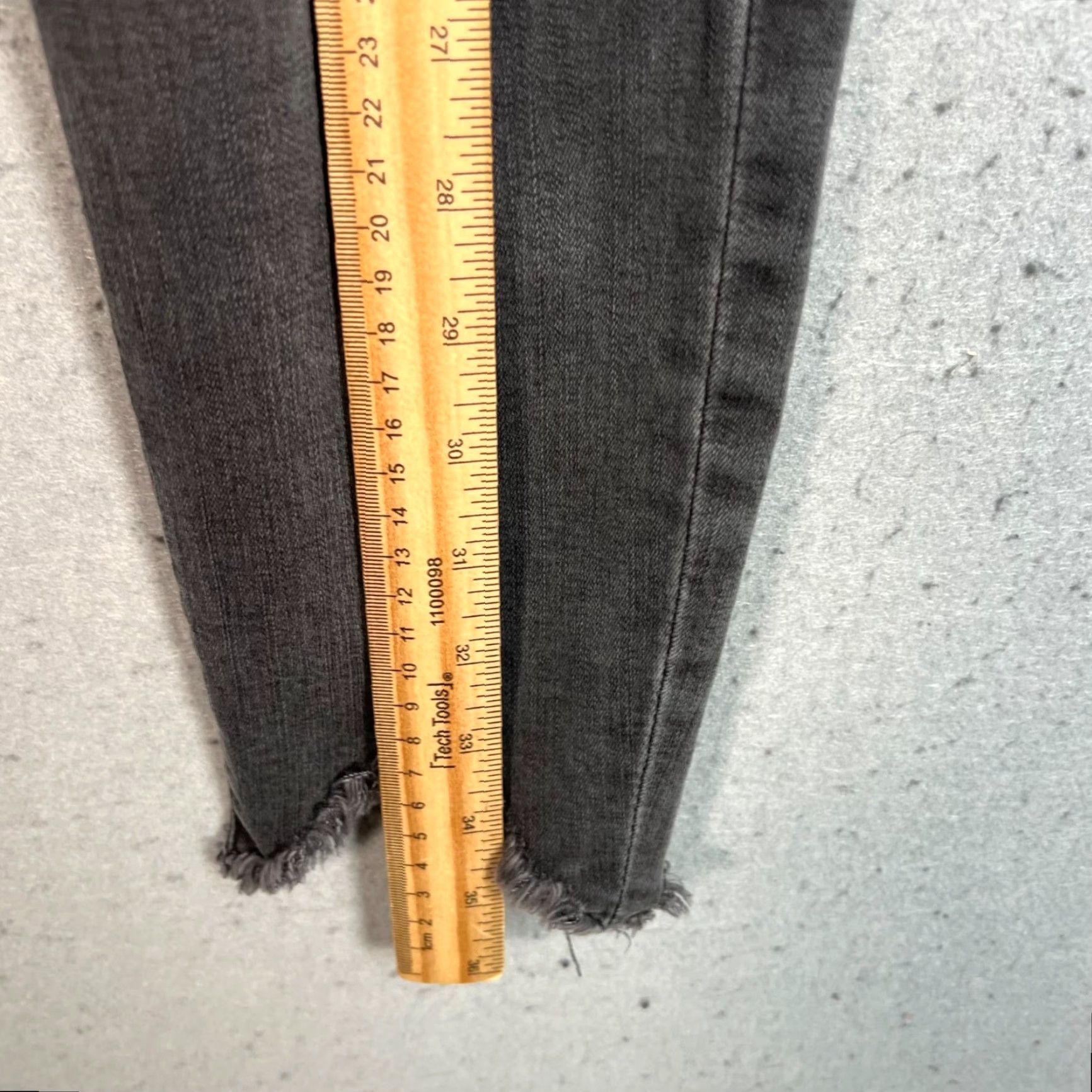 Frame FRAME Le Skinny De Jeanne Jeans Womens 29 Gray Denim Crop Distressed 5-Pocket Style Slim Jeans Girls Mens Size 29" - 7 Thumbnail