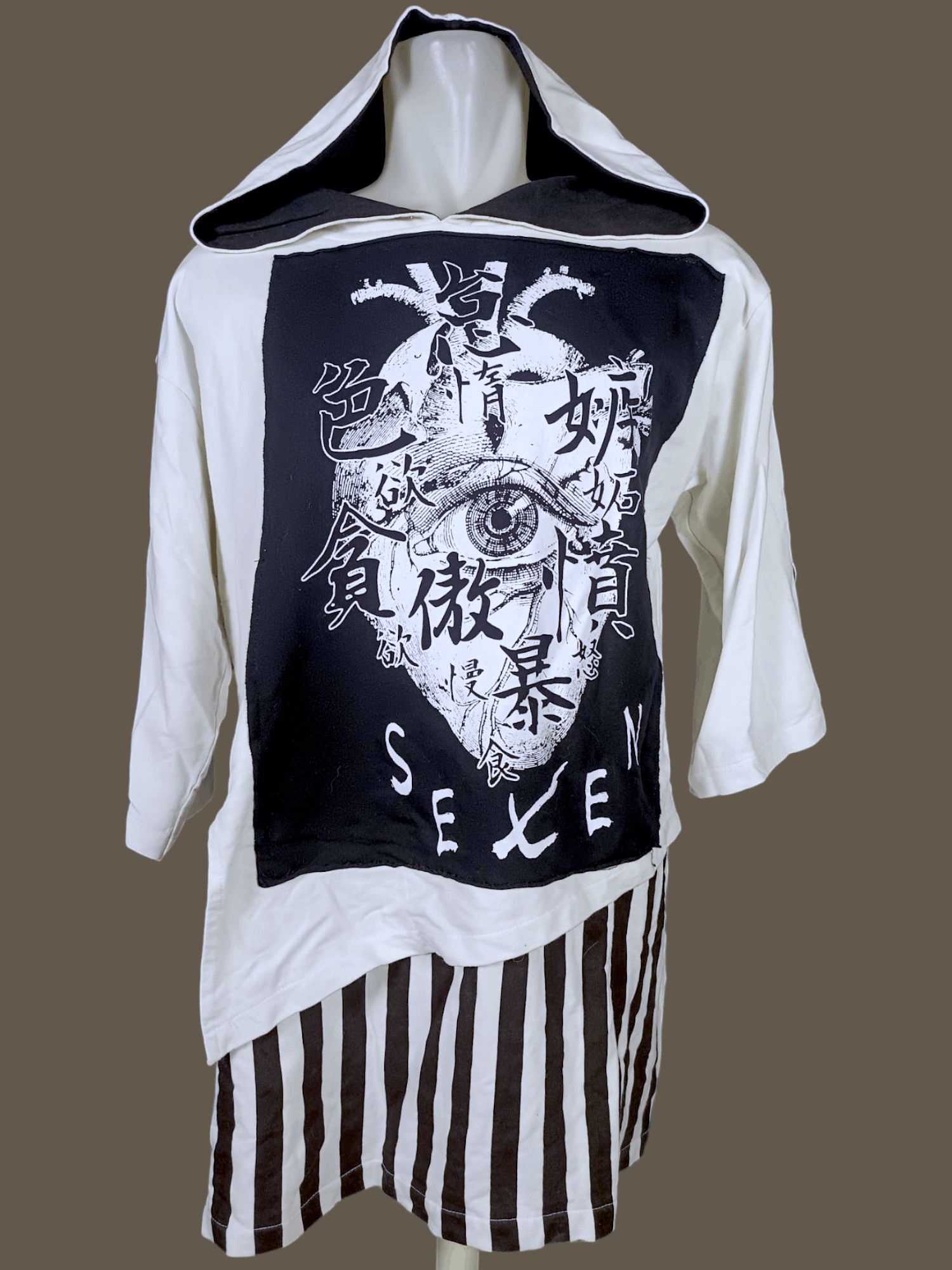 Japanese Brand Harajuku Seven Eye Heart Stripes Double Layer hoodie Size US XXL / EU 58 / 5 - 19 Thumbnail