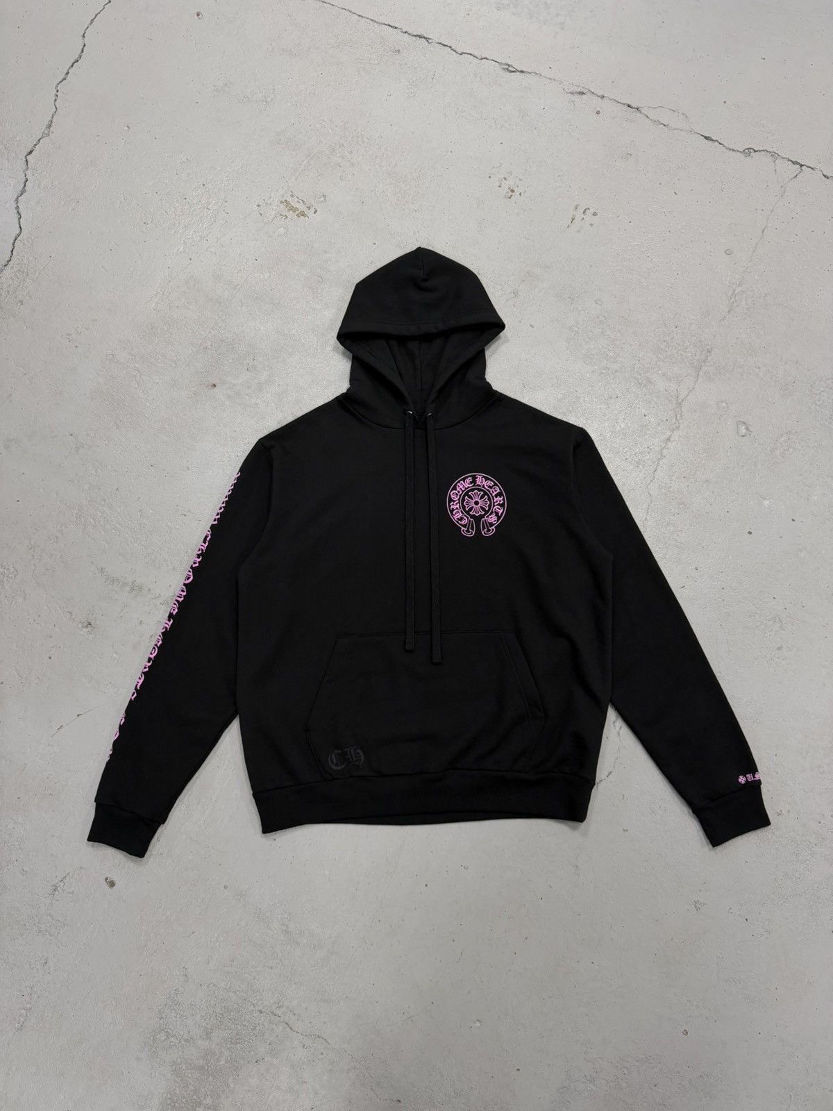 Chrome Hearts Chrome Hearts Exclusive Pink Horseshoe Logo Hoodie Black Size US XL / EU 56 / 4 - 3 Thumbnail