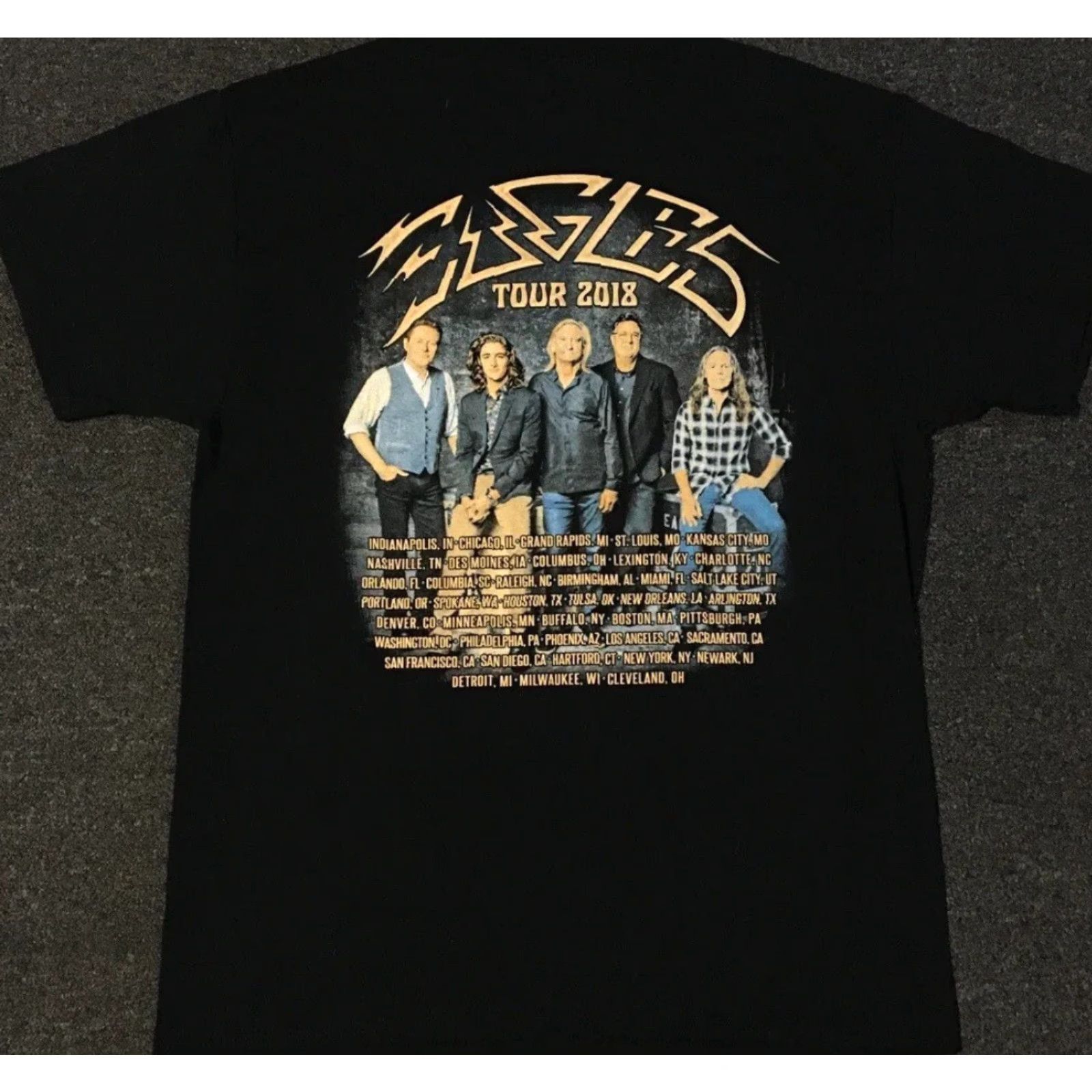 Vintage VINTAGE Eagles 2018 Tour Shirt XL Concert Rock Band The Rolling Stones T-Shirt Men Black Short Sleeve 100% Cotton Graphic Tee Size US XL / EU 56 / 4 - 2 Thumbnail