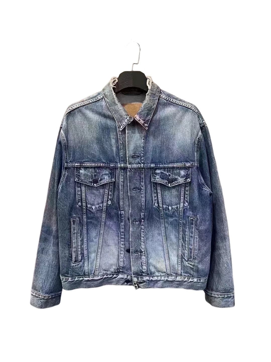 Balenciaga Balenciaga Distressed Back Logo Denim Jacket Size 38 Size US S / EU 44-46 / 1 - 1 Thumbnail