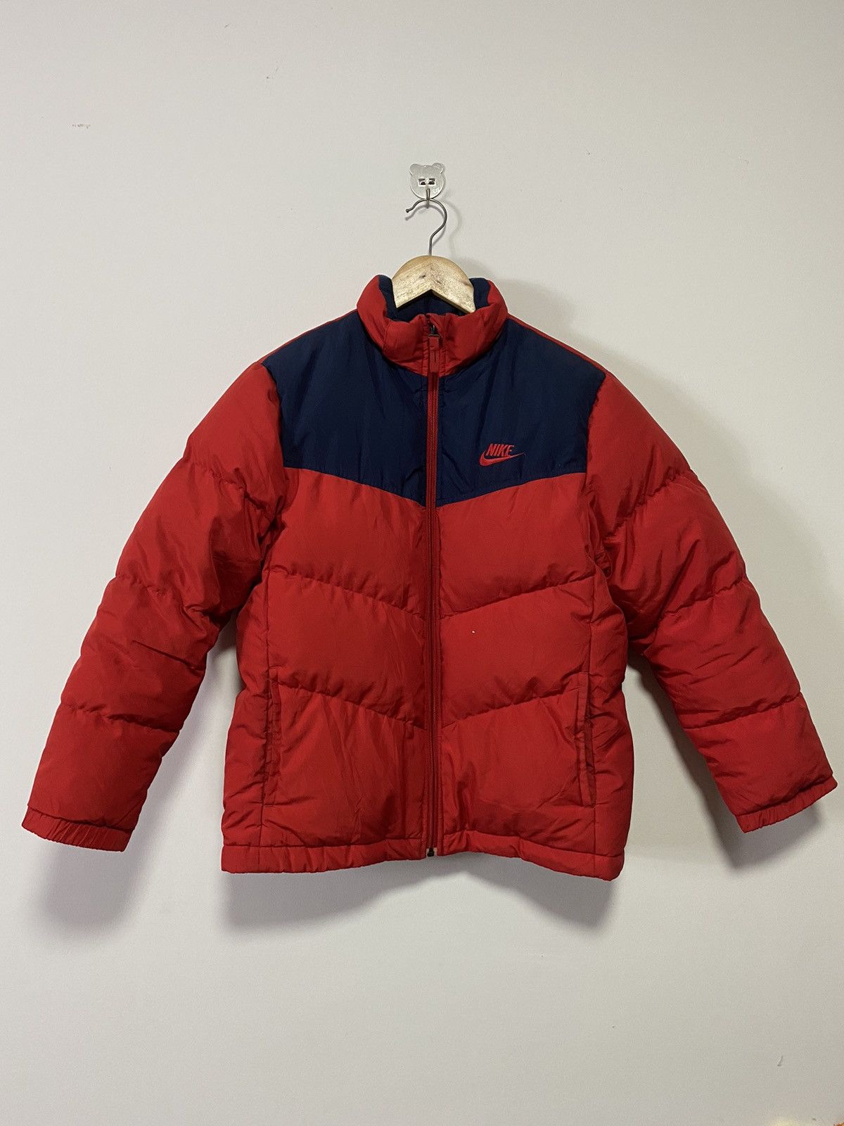 Nike Vintage Nike Puffer Jacket Red Size US S / EU 44-46 / 1 - 1 Thumbnail