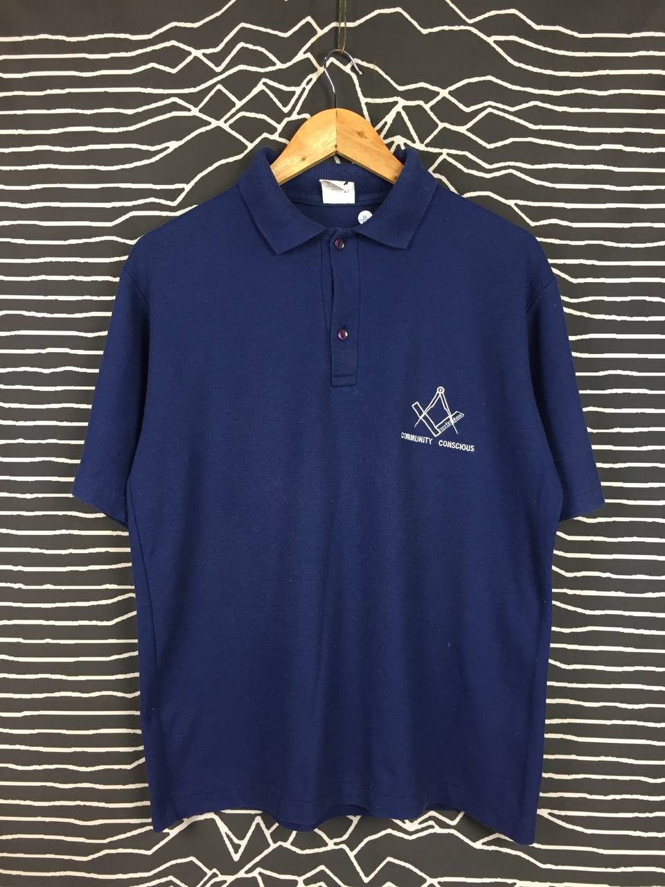 Vintage Vtg Community Conscious Illuminati Freemason Polo Tee Size US L / EU 52-54 / 3 - 3 Thumbnail