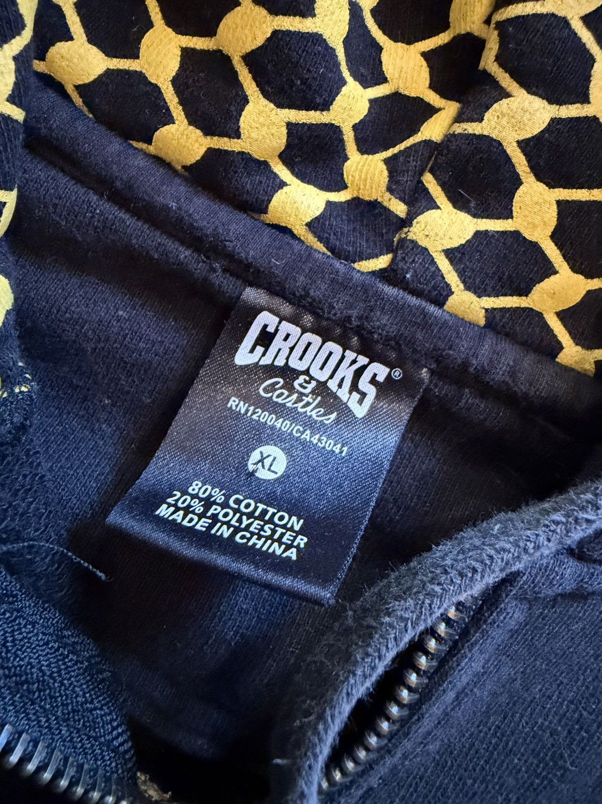 Crooks & Castles Crooks & Castles Embroidered Medusa Logo Zip Up Hoodie Sz XL Size US XL / EU 56 / 4 - 4 Thumbnail