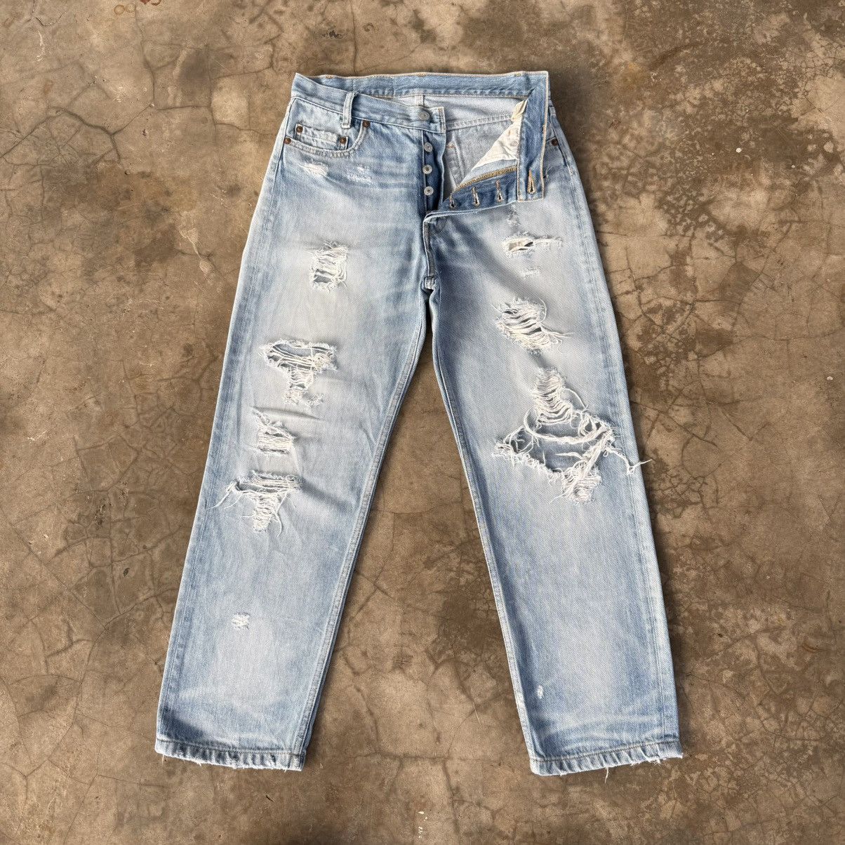 Japanese Brand W30x26.5 Vintage RNA INC ButtonFly Distressed Denim Jean Size US 30 / EU 46 - 1 Thumbnail