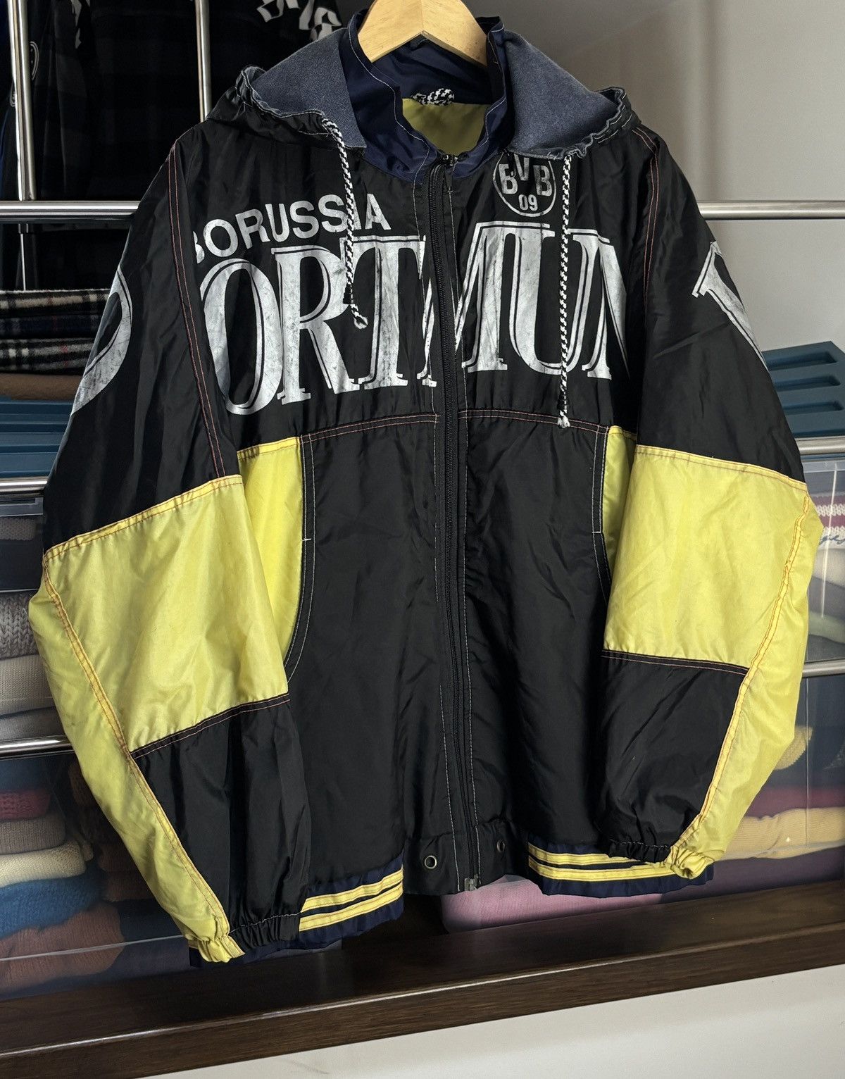Vintage Borussia Dortmund Vintage Rare BVB Jacket Soccer Football Size US L / EU 52-54 / 3 - 3 Thumbnail