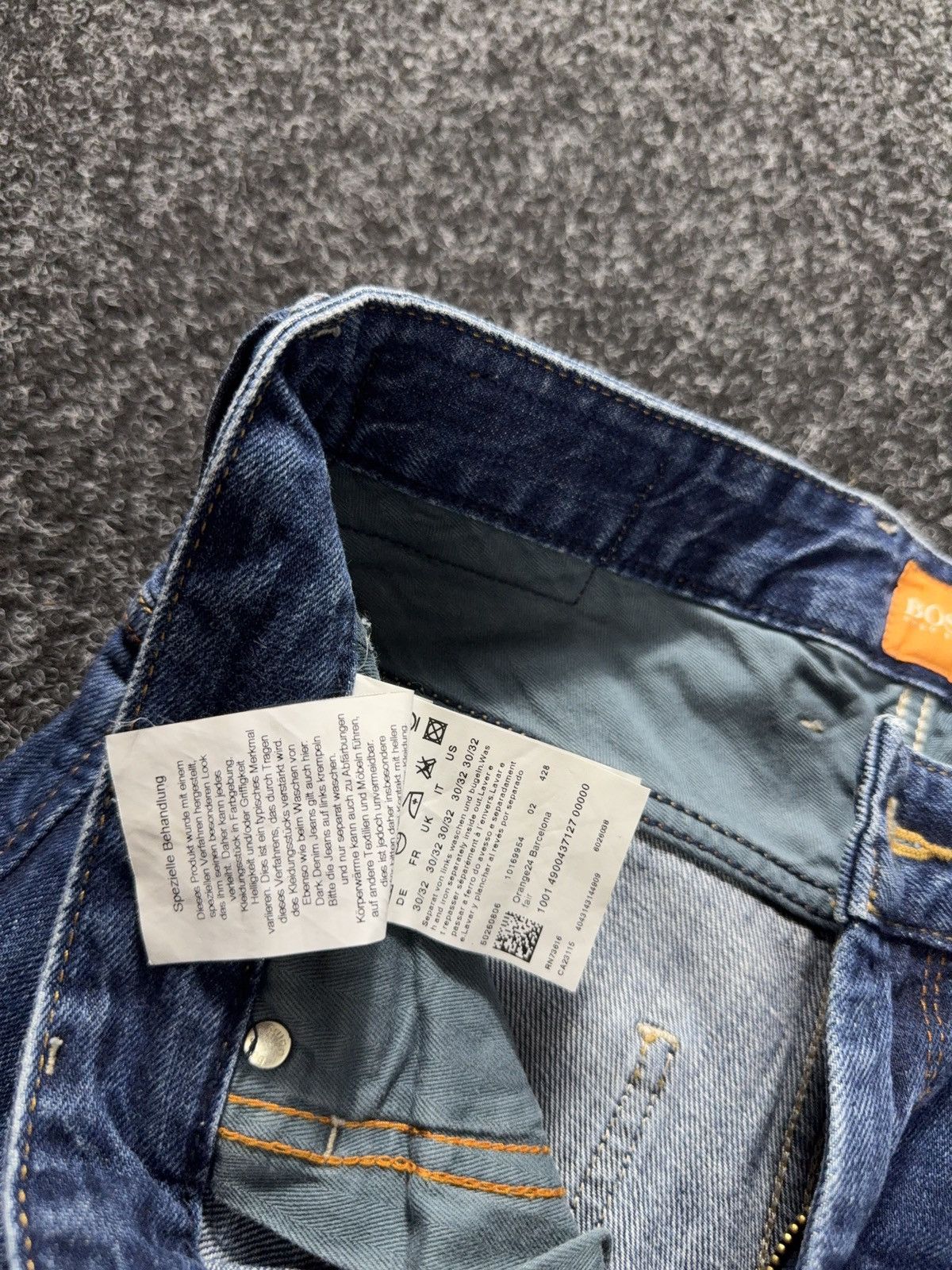 Hugo Boss Luxury Hugo Boss Orange Vintage Y2K Straight Fade Jeans W30 Size US 30 / EU 46 - 10 Thumbnail