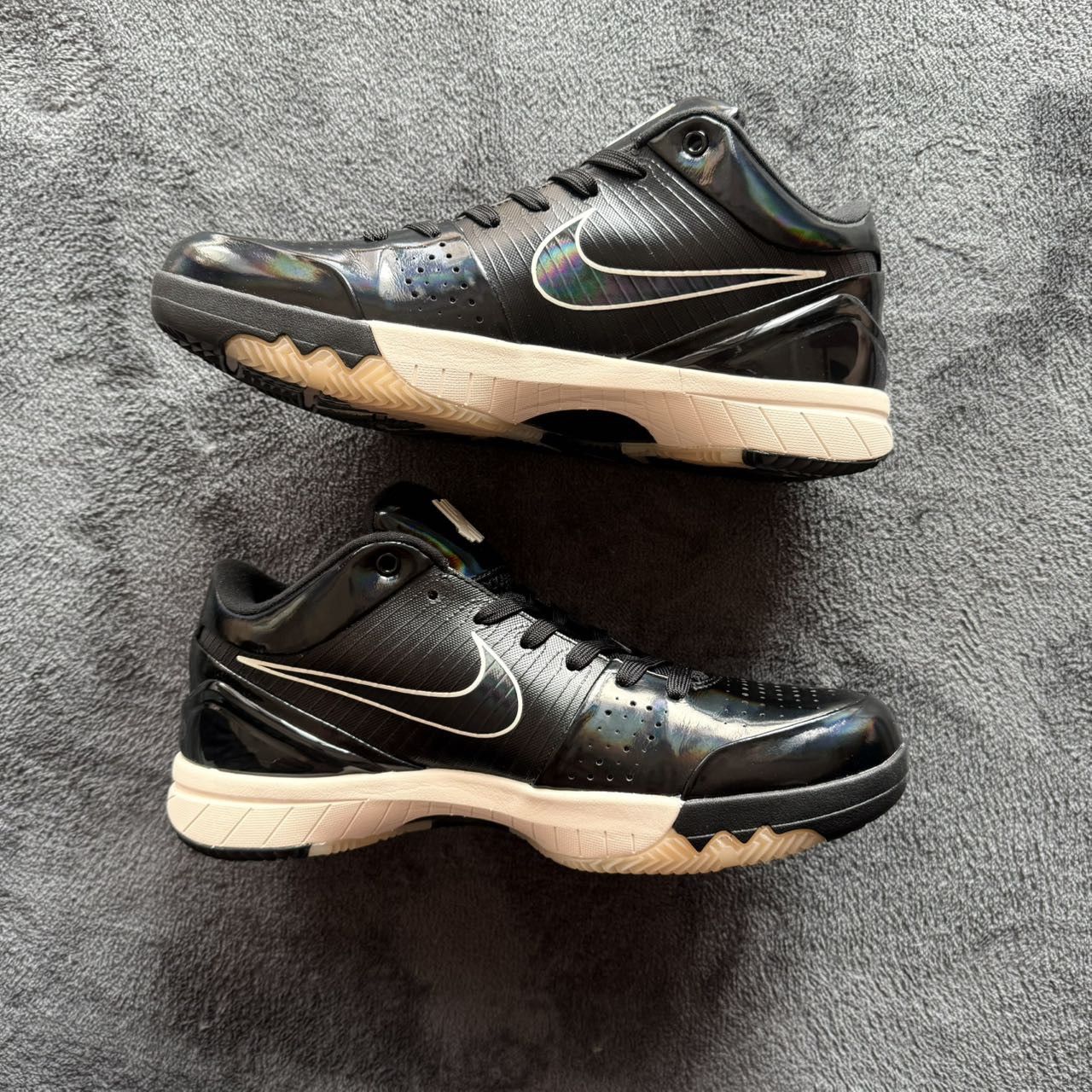 Nike × Undefeated Kobe 4 PROTRO UNDFTD PE Size US 9 / EU 42 - 2 Thumbnail