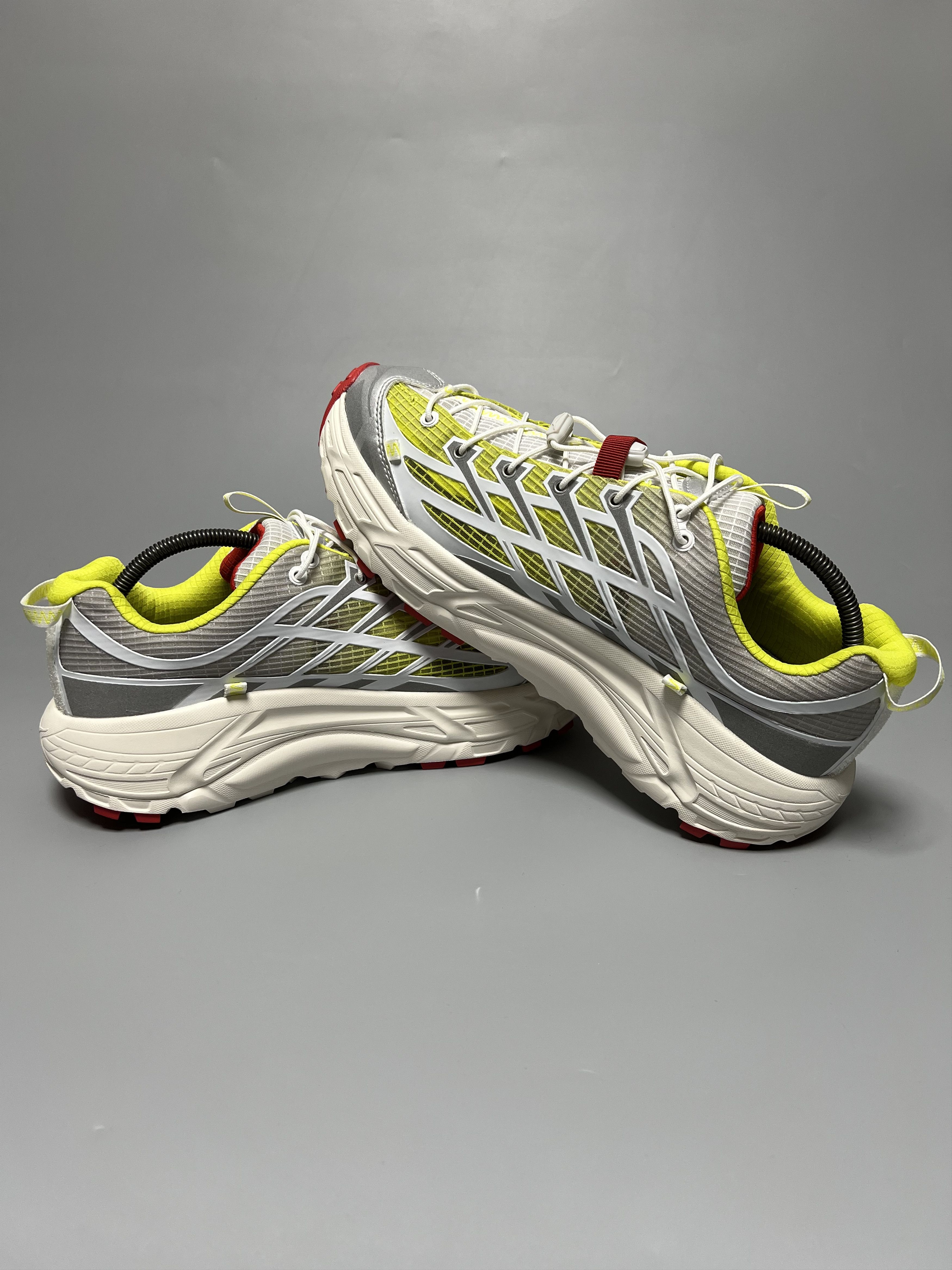 Hoka × J.McLaughlin Hoka One One Nicole McLaughlin x Mafate Speed Three2 High Size US 12 / EU 45 - 10 Thumbnail