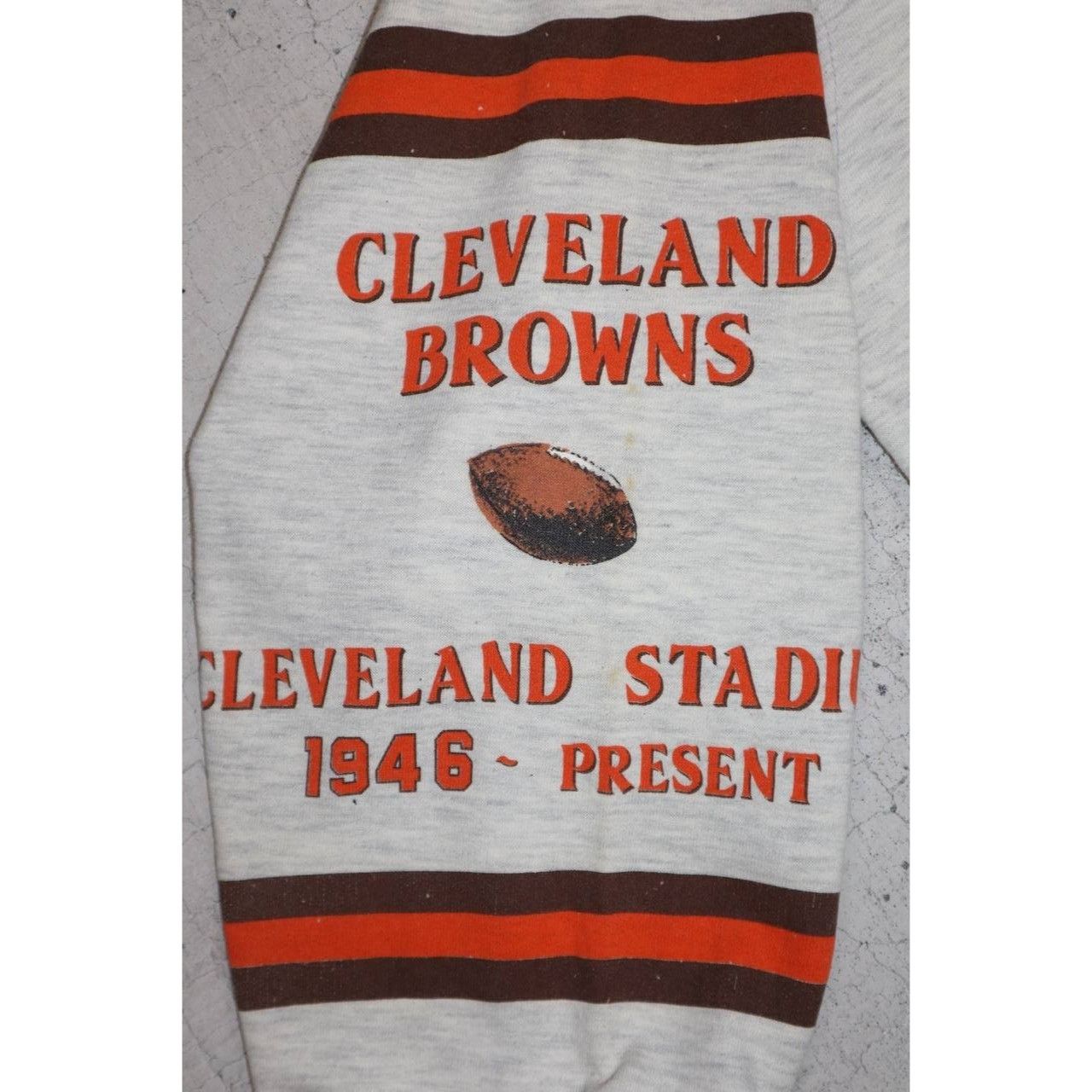 Vintage Vintage Long Gone Cleveland Browns NFL Crewneck Sweatshirt Size US L / EU 52-54 / 3 - 12 Thumbnail