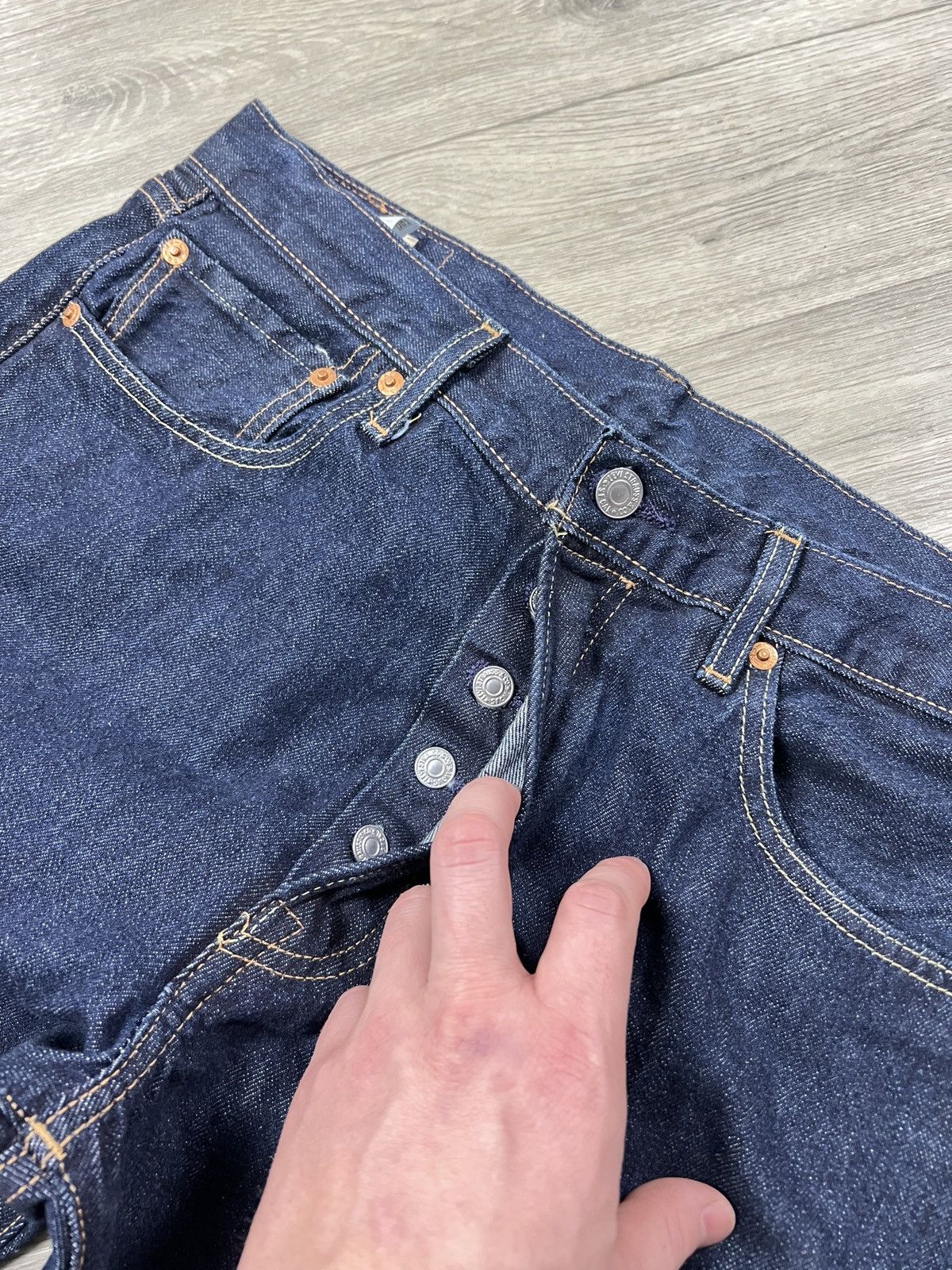 Levi's Mens Jeans Levi's 501 Original Straight Fit Big E Size 33/34 Size US 33 - 9 Thumbnail