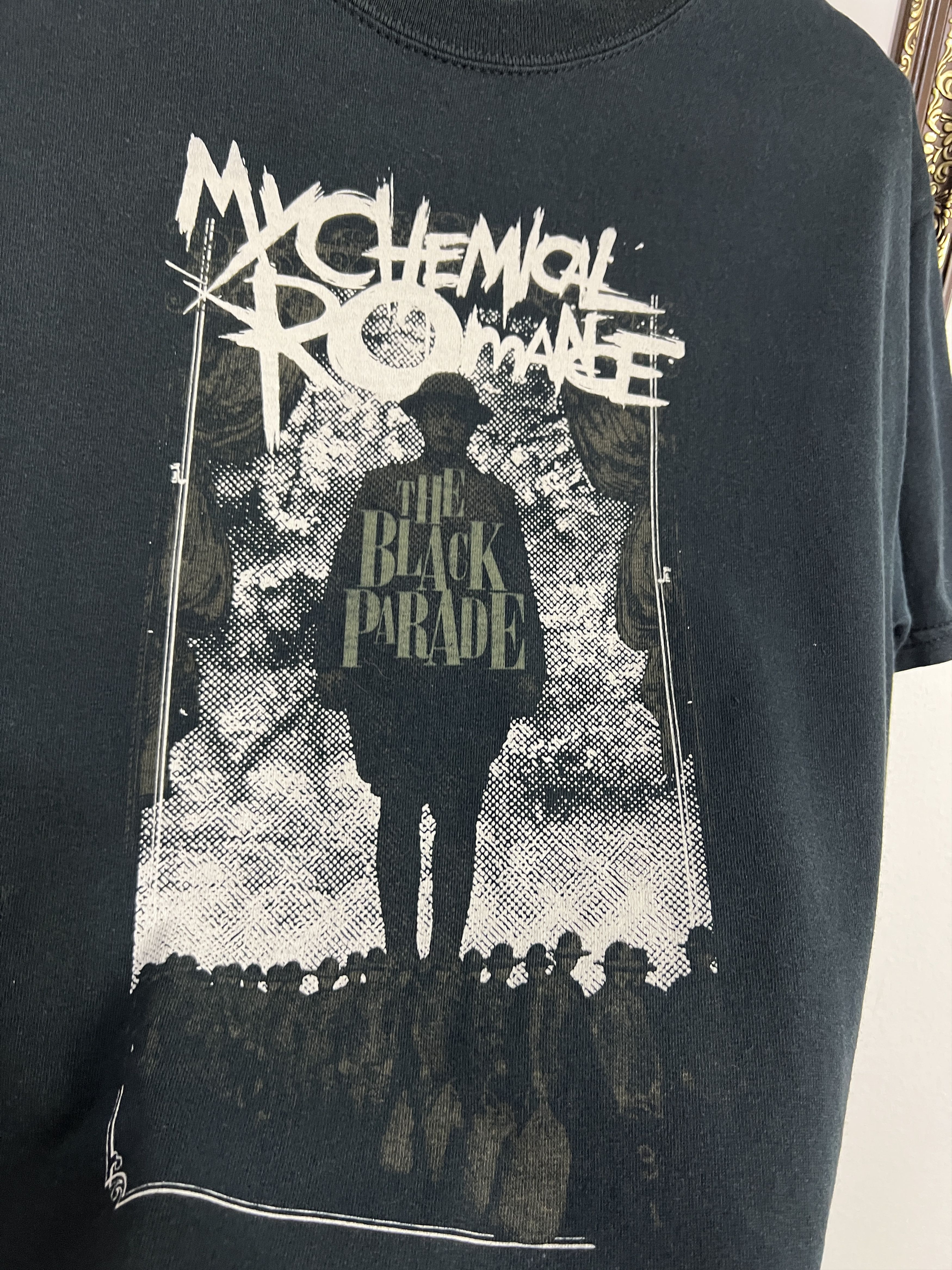 Vintage Vintage My Chemical Romance The Parade Shirt Tee Over Print Size US M / EU 48-50 / 2 - 6 Thumbnail