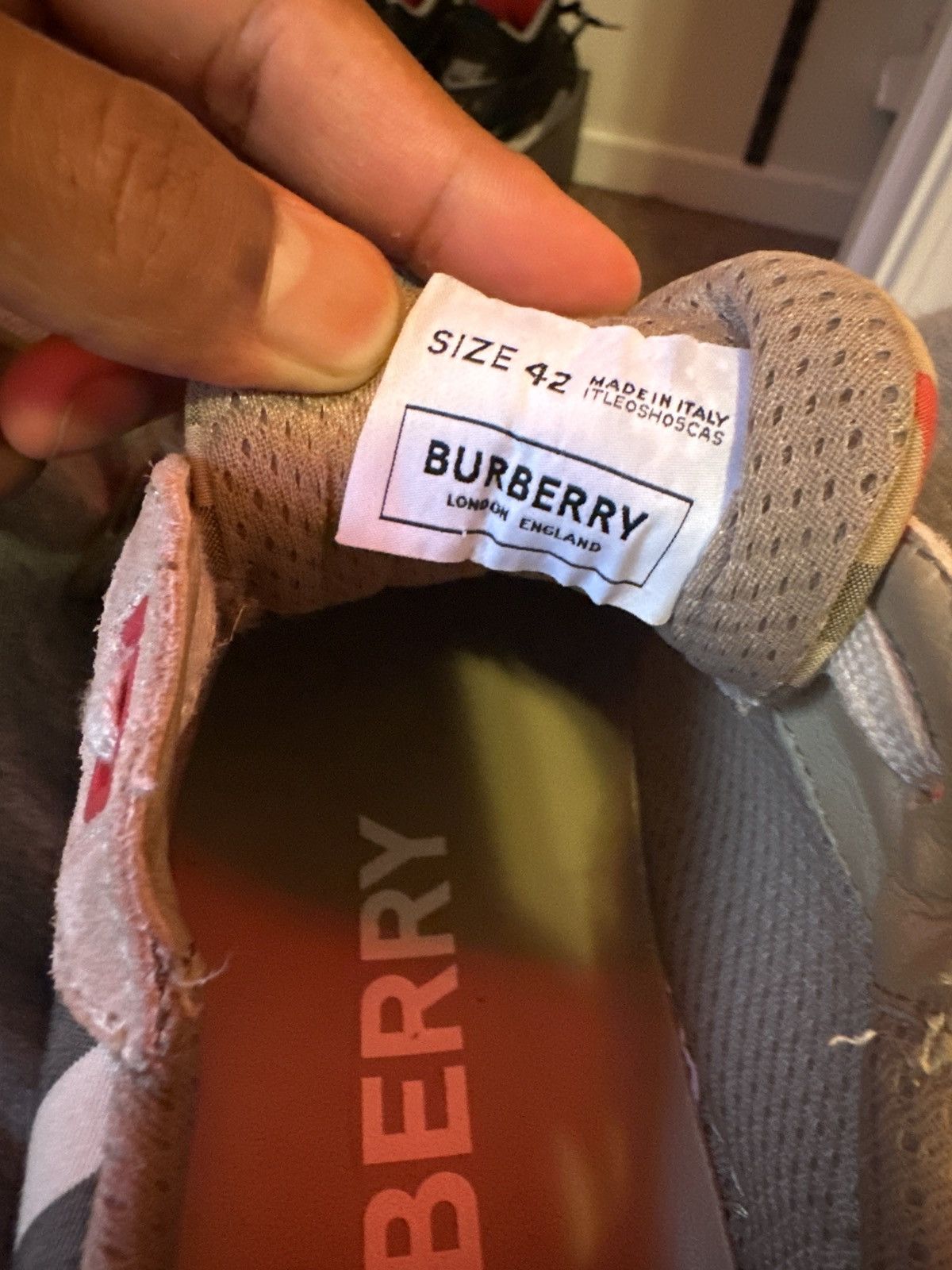 Burberry Burberry Ramsey Vintage Size US 9 / EU 42 - 1 Thumbnail