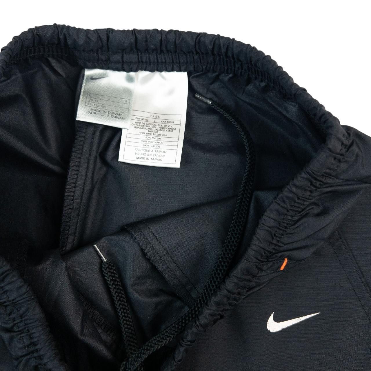 Nike Vintage Nike Lightweight Tracksuit Bottoms Size L Size US 30 / EU 46 - 5 Thumbnail