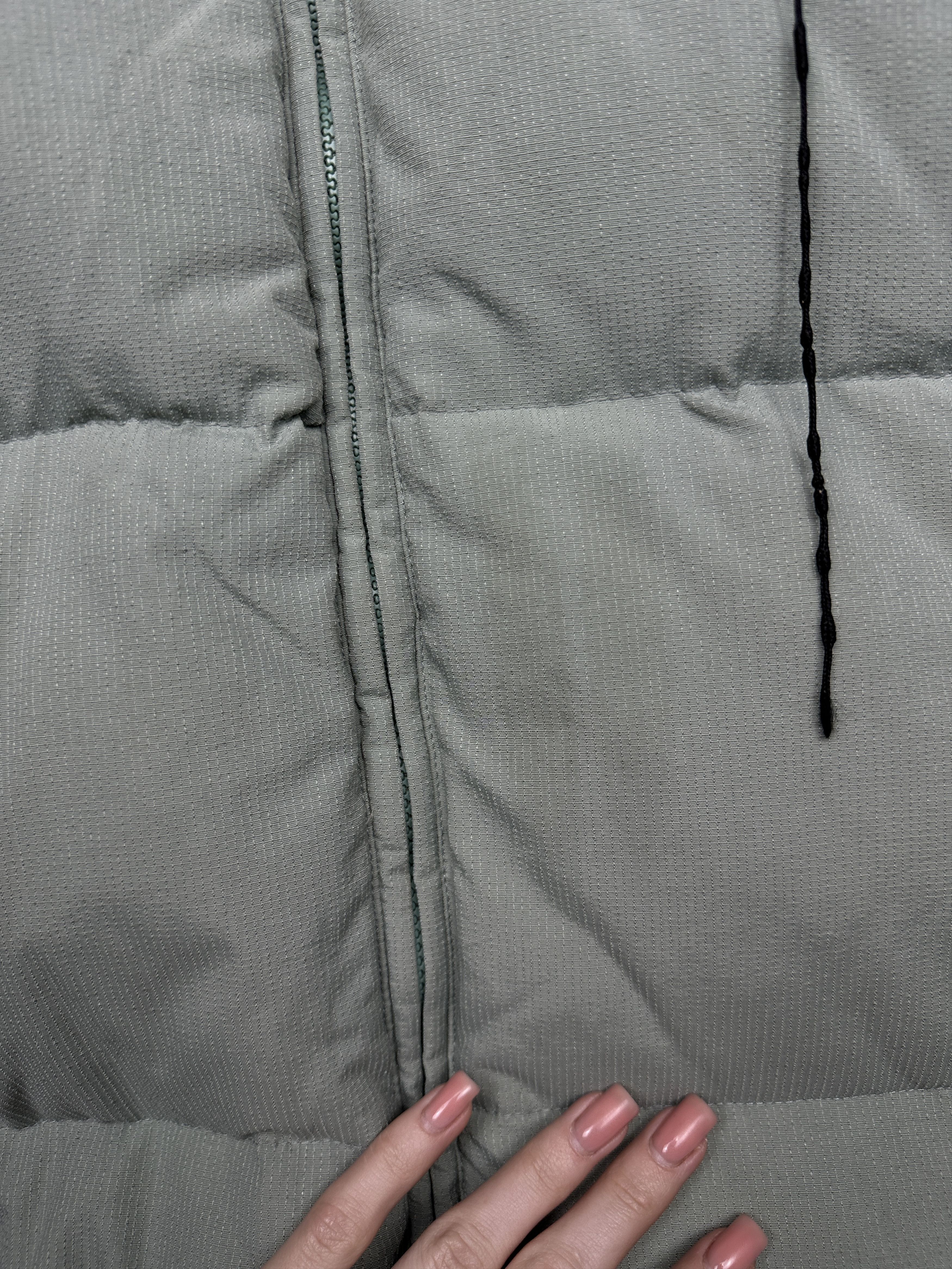 Fila Vintage Fila Mens Goose Down Puffer Jacket Vest Size US XL / EU 56 / 4 - 3 Thumbnail