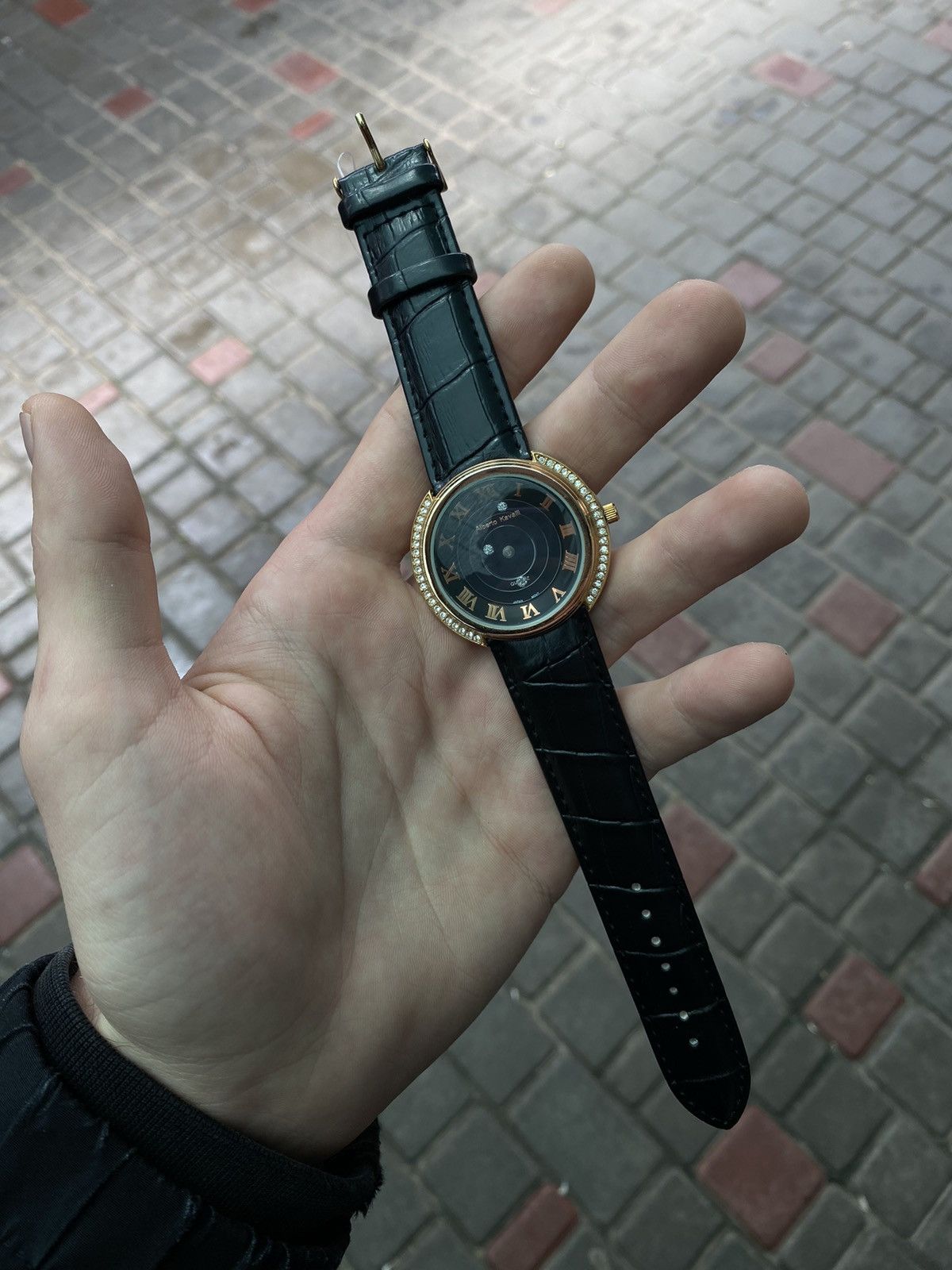 Japanese Brand × Vintage Luxury Alberto Kavalli Watch with 3 Diamonds Size ONE SIZE - 2 Thumbnail