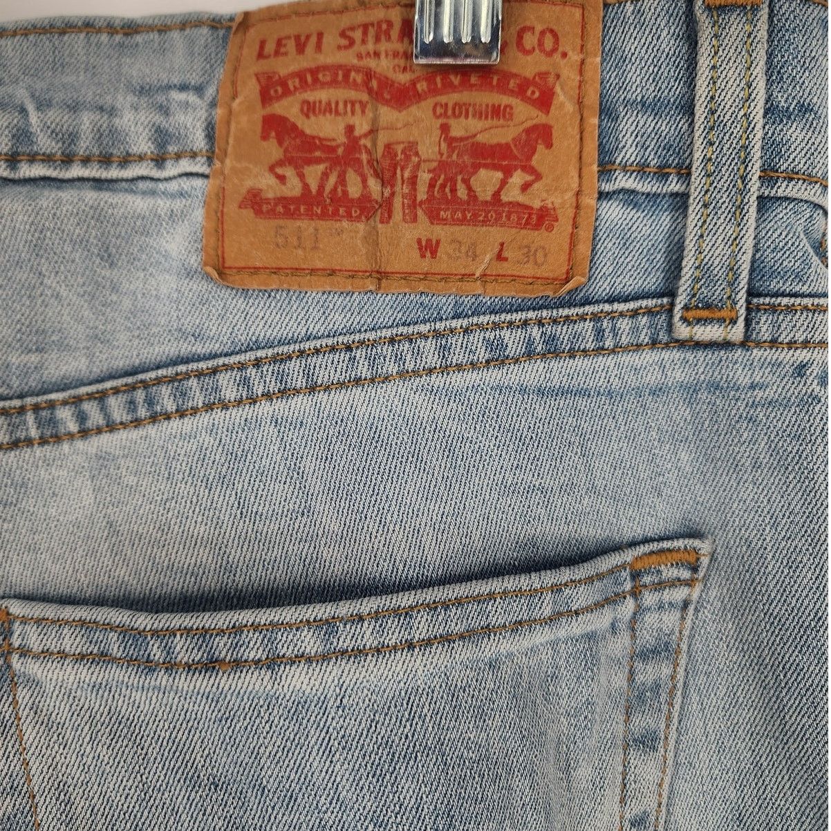 Levi's Levi’s 511 Slim Fit Light Wash Jeans Men’s Size: W34 L30 Size US 34 / EU 50 - 6 Thumbnail