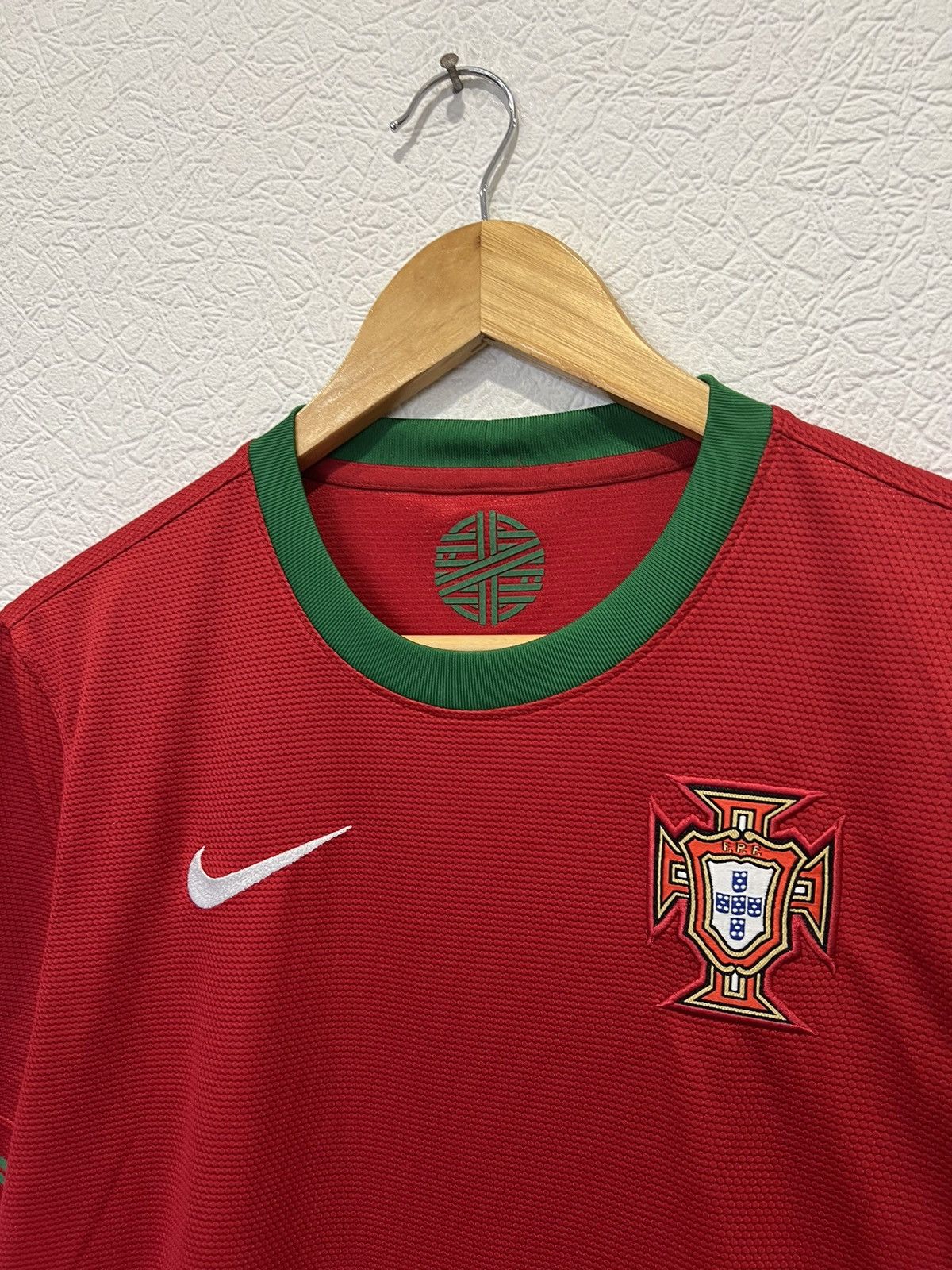 Nike Nike Portugal 2012 Home Kit Soccer Jersey Size US S / EU 44-46 / 1 - 2 Thumbnail
