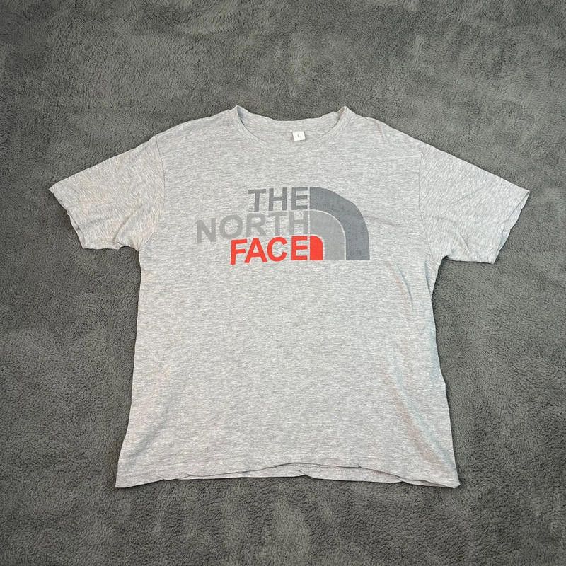 The North Face The North Face T-shirt - Size L - Grey Size US L / EU 52-54 / 3 - 1 Thumbnail