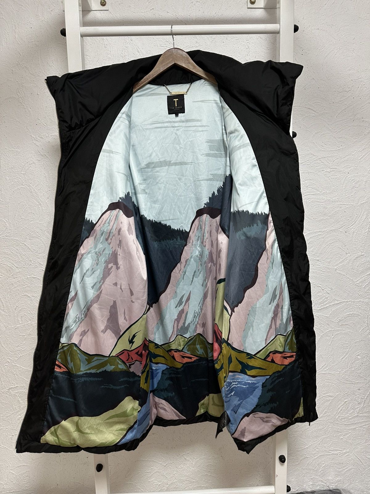 Ted Baker Ted Baker London Women’s Long Puffer Coat Size L (3) Size L / US 10 / IT 46 - 5 Thumbnail