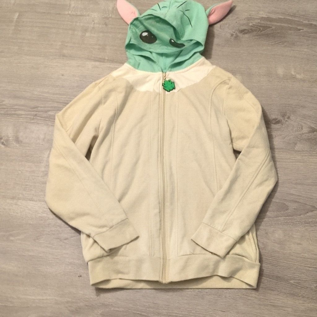 Star wars baby Yoda zipped hoodie jacket size XL