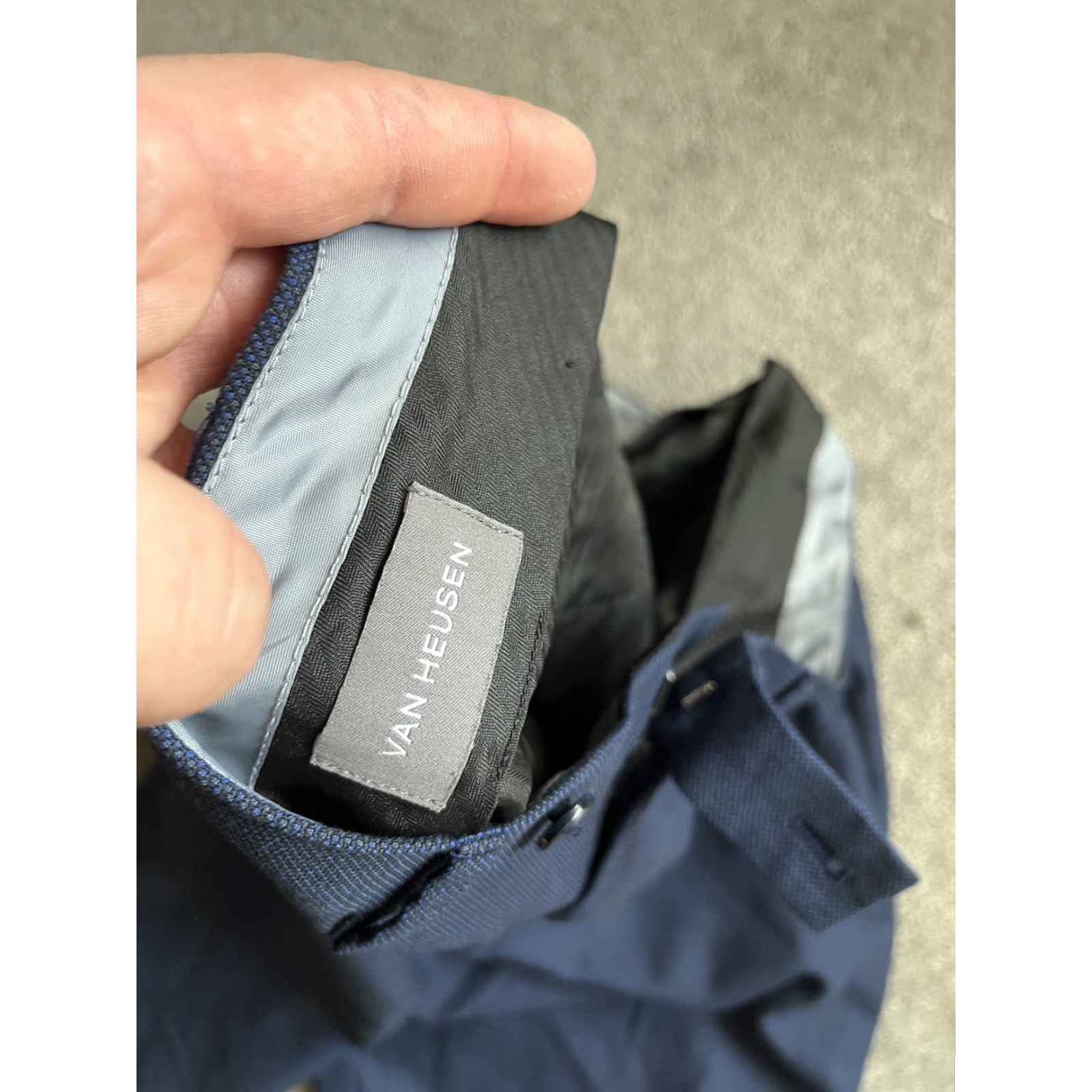 Van Heusen Van Heusen Classic Fit Pants Dress Pants Blue 34x32 34 Mens Regular Inseam 32 Navy? Size US 34 / EU 50 - 5 Thumbnail