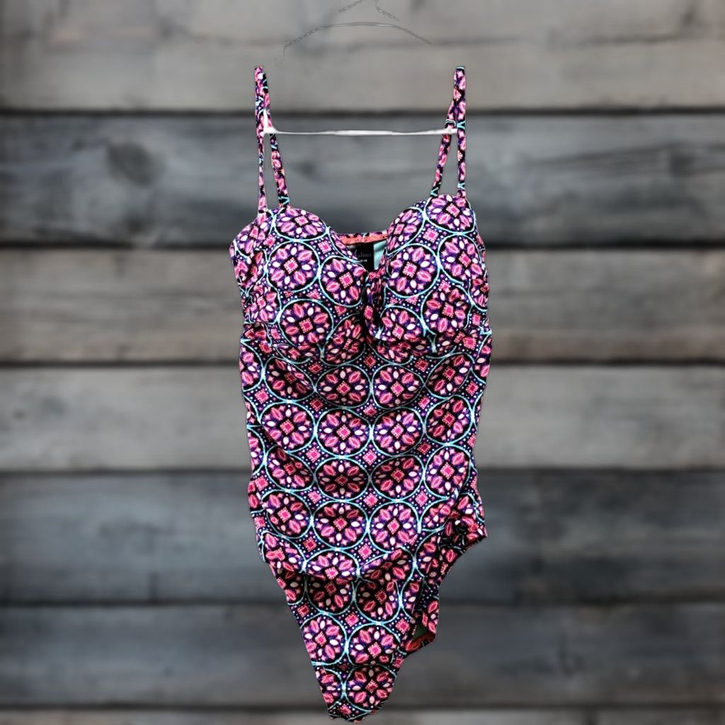 Catalina Catalina One Piece Swimsuit Womens L Multicolor Printed Cami Padded Geometric Nylon Spandex Beach Swimwear Women L Multicolor Padded Size ONE SIZE - 1 Thumbnail