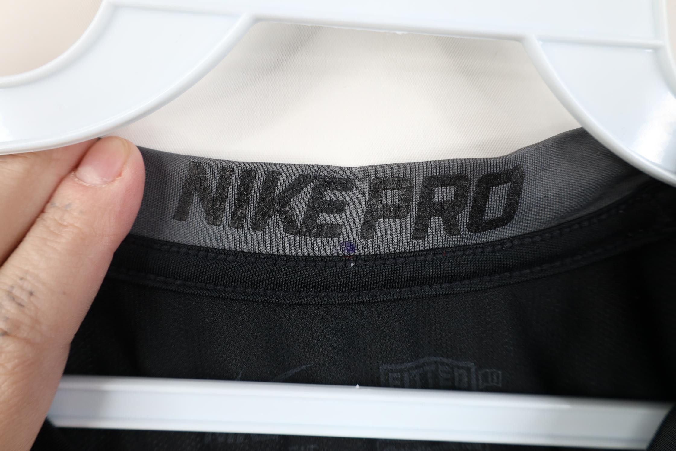 Nike Nike Pro Combat Compression Sleeveless Muscle T-Shirt Black Size US L / EU 52-54 / 3 - 5 Thumbnail