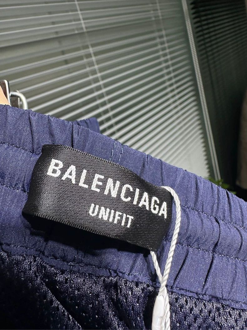 Balenciaga Balenciaga size s Embroidered double-hook nylon pants 2503 Size US 28 / EU 44 - 6 Thumbnail