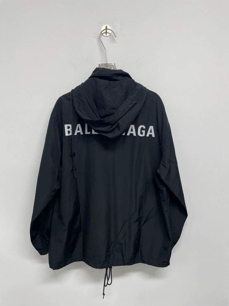Balenciaga Balenciaga size 34 Logo printed coat trench coat behind Size XS / US 0-2 / IT 36-38 - 2 Thumbnail