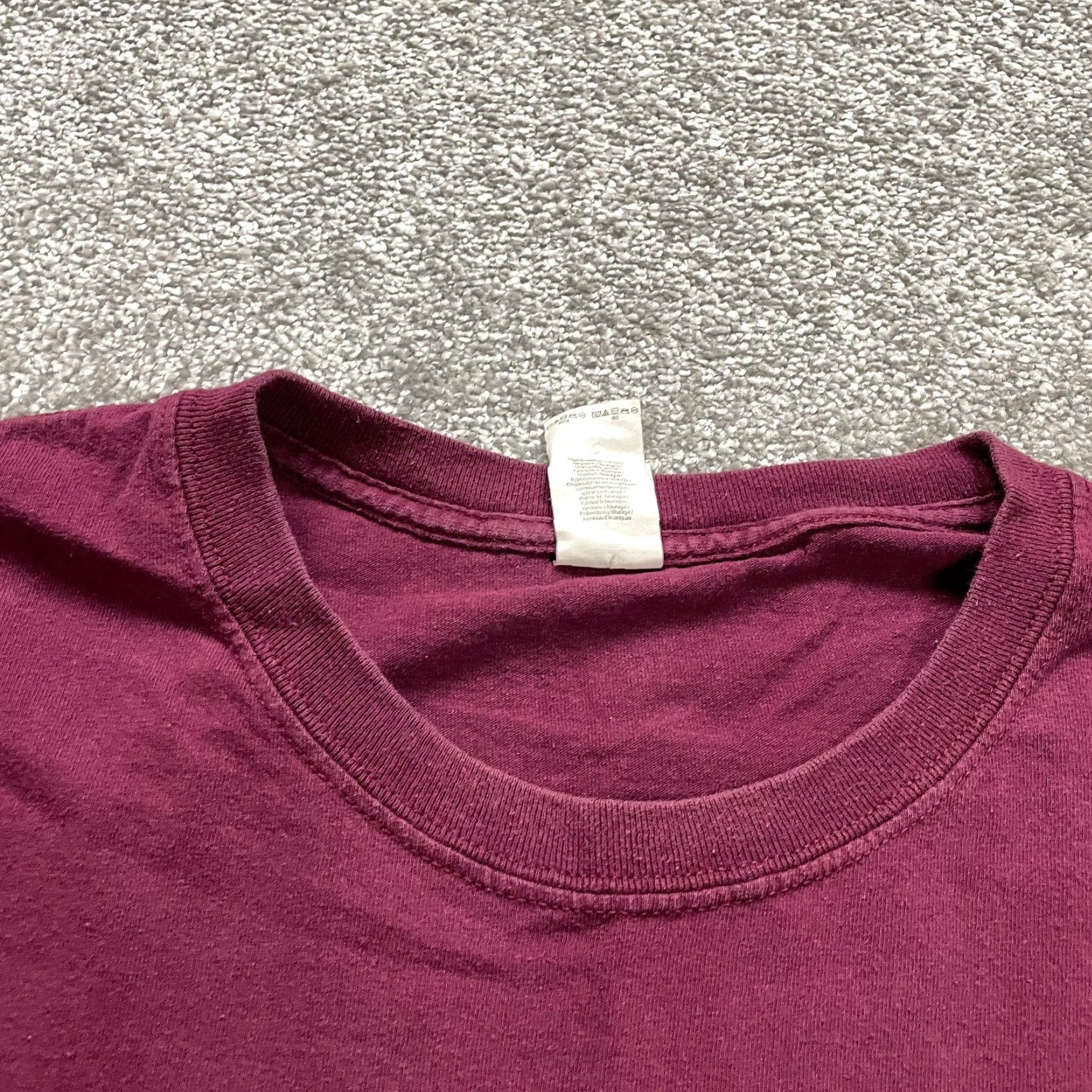 Gildan Vintage Gildan Ultra Cotton Graphic T-Shirt Men 4XL Crew Neck Short Sleeve Maroon Outdoor Size US XXL / EU 58 / 5 - 3 Thumbnail