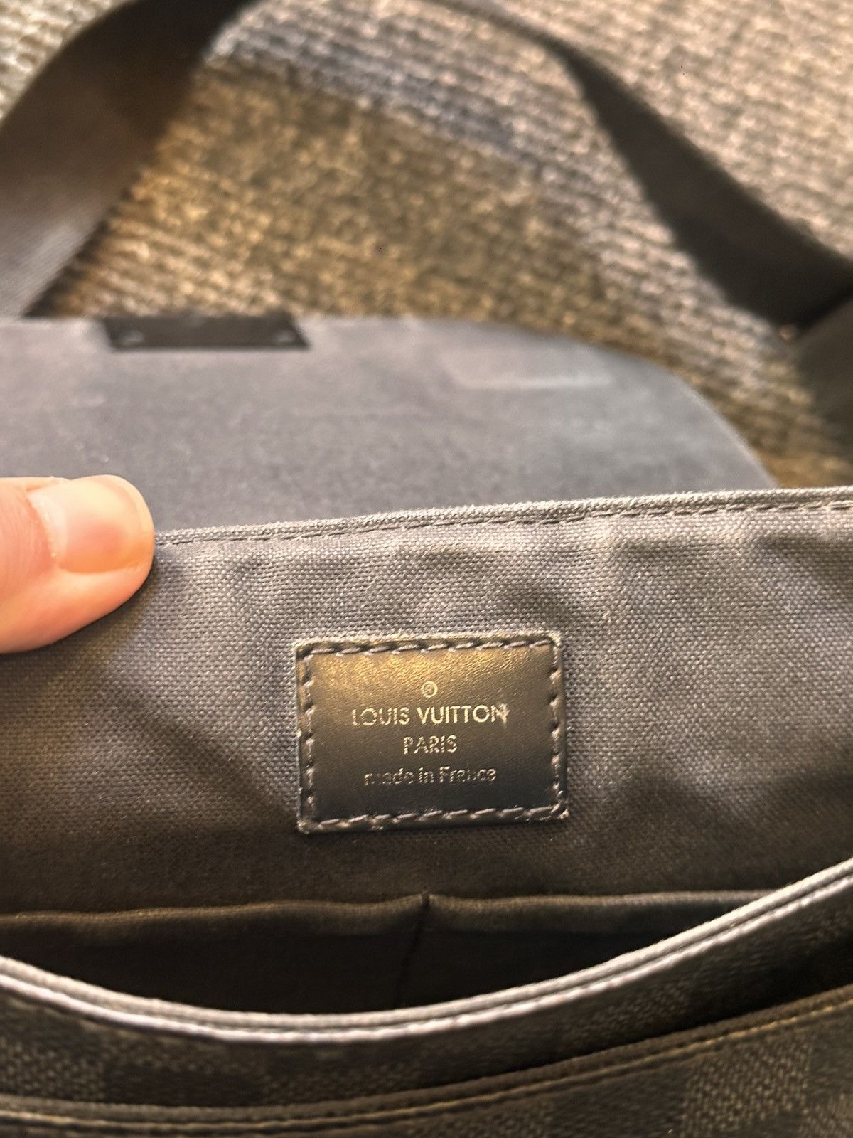 Louis Vuitton Louis Vuitton Damier Graphite Canvas District PM Bag Size ONE SIZE - 11 Thumbnail