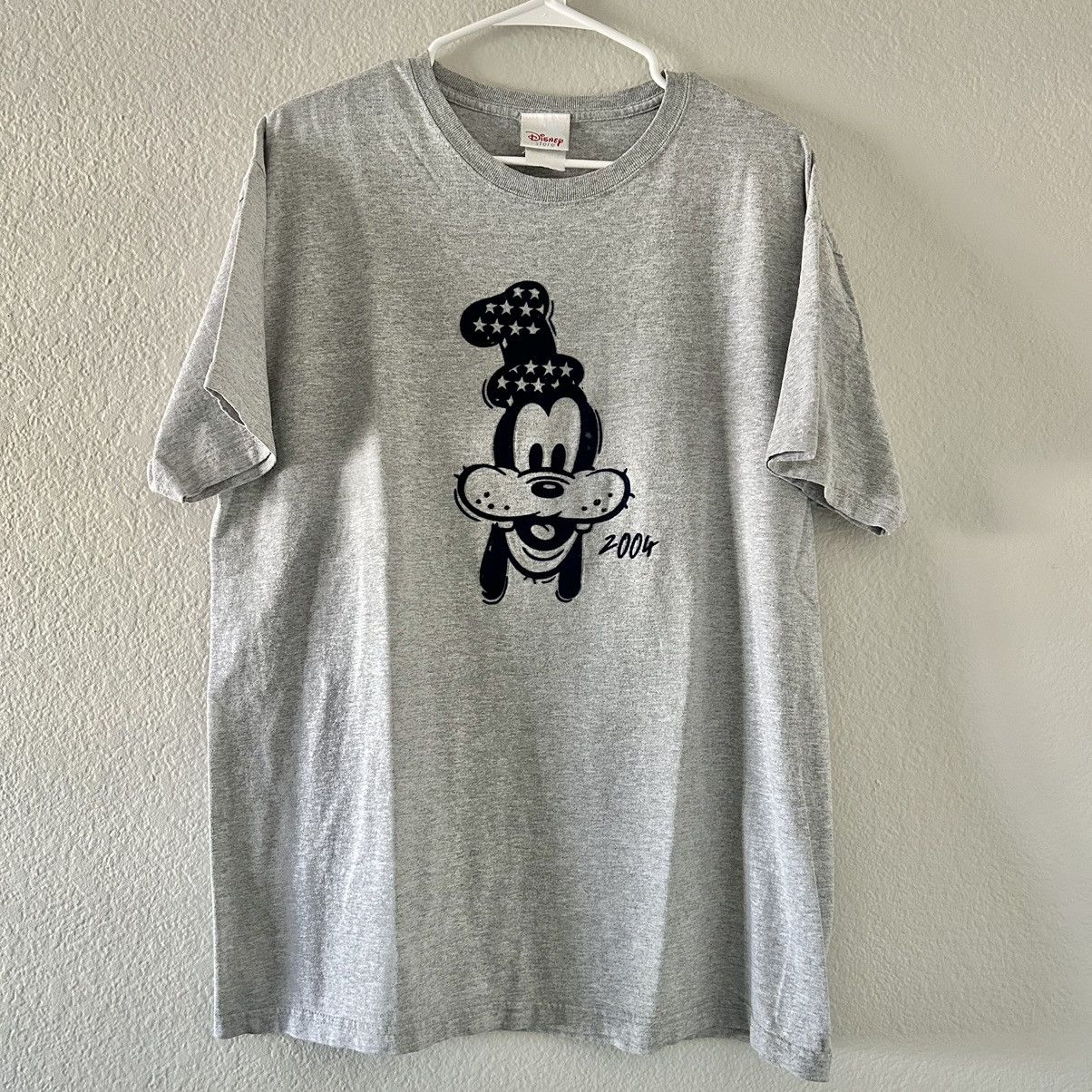 Mickey Mouse × Vintage Vintage 2004 Goofy Disney T-Shirt Men’s XL Size US XL / EU 56 / 4 - 1 Thumbnail
