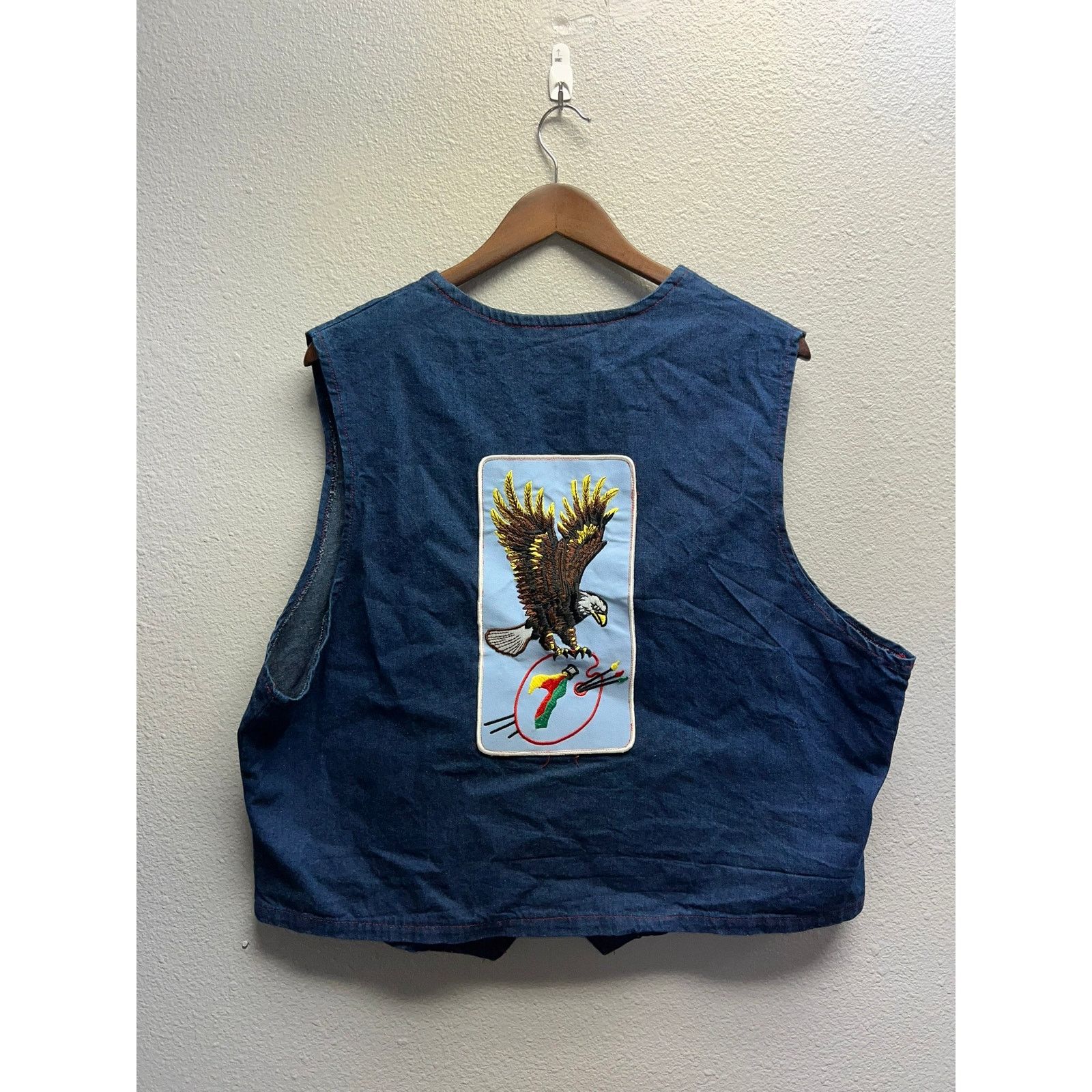 Vintage Vintage Denim Vest Sleeveless Jacket Bald Eagle Art 80s L Size US L / EU 52-54 / 3 - 6 Thumbnail
