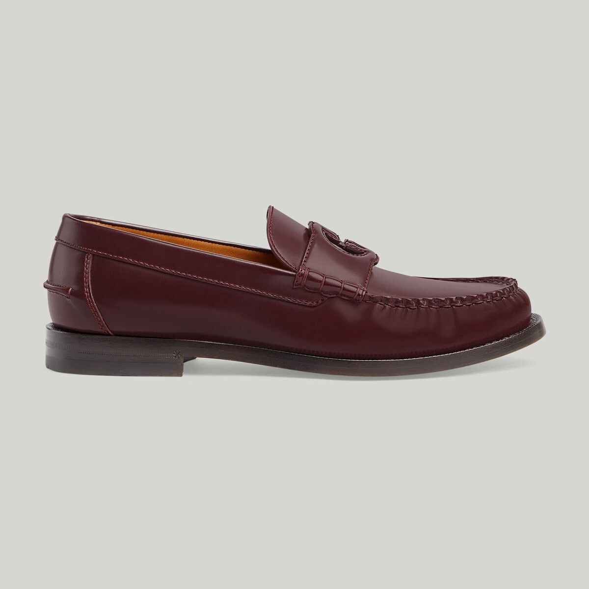 o1s1wg110125 Interlocking G Loafers in Burgundy