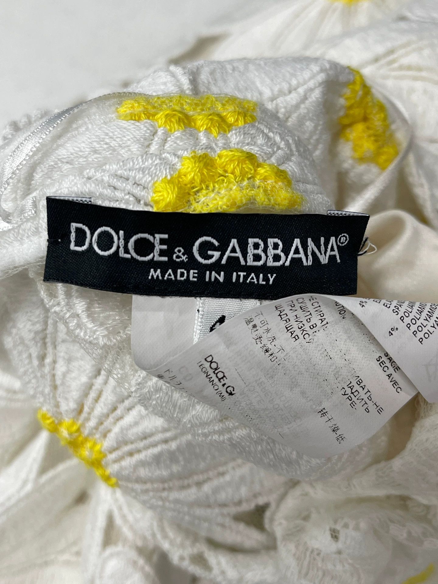 Dolce & Gabbana Dolce & Gabbana Women's Daisy Print Dress 40 99 New Size S / US 4 / IT 40 - 5 Thumbnail