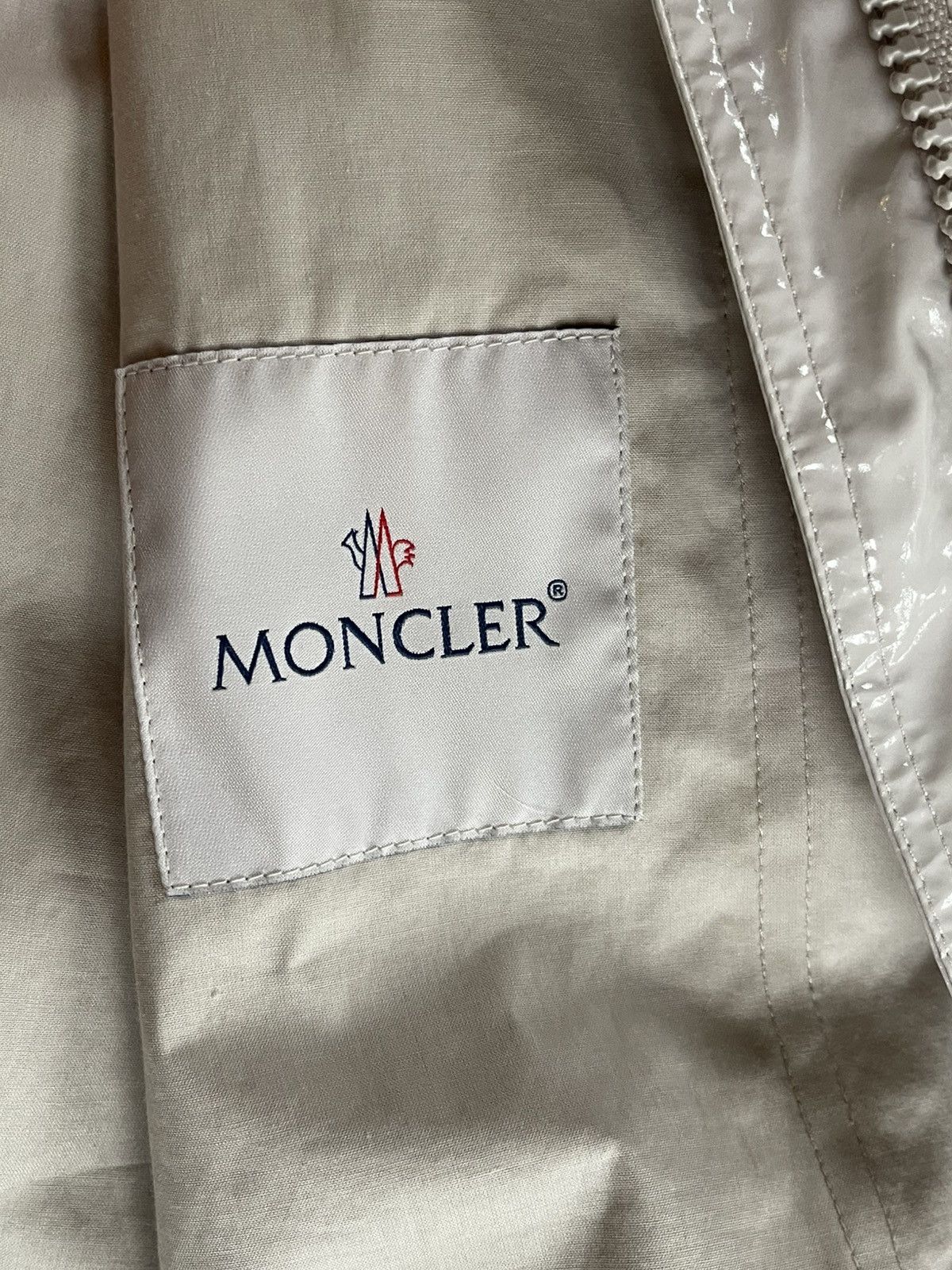 Moncler Moncler Navet Rain Jacket Size M / US 6-8 / IT 42-44 - 2 Thumbnail