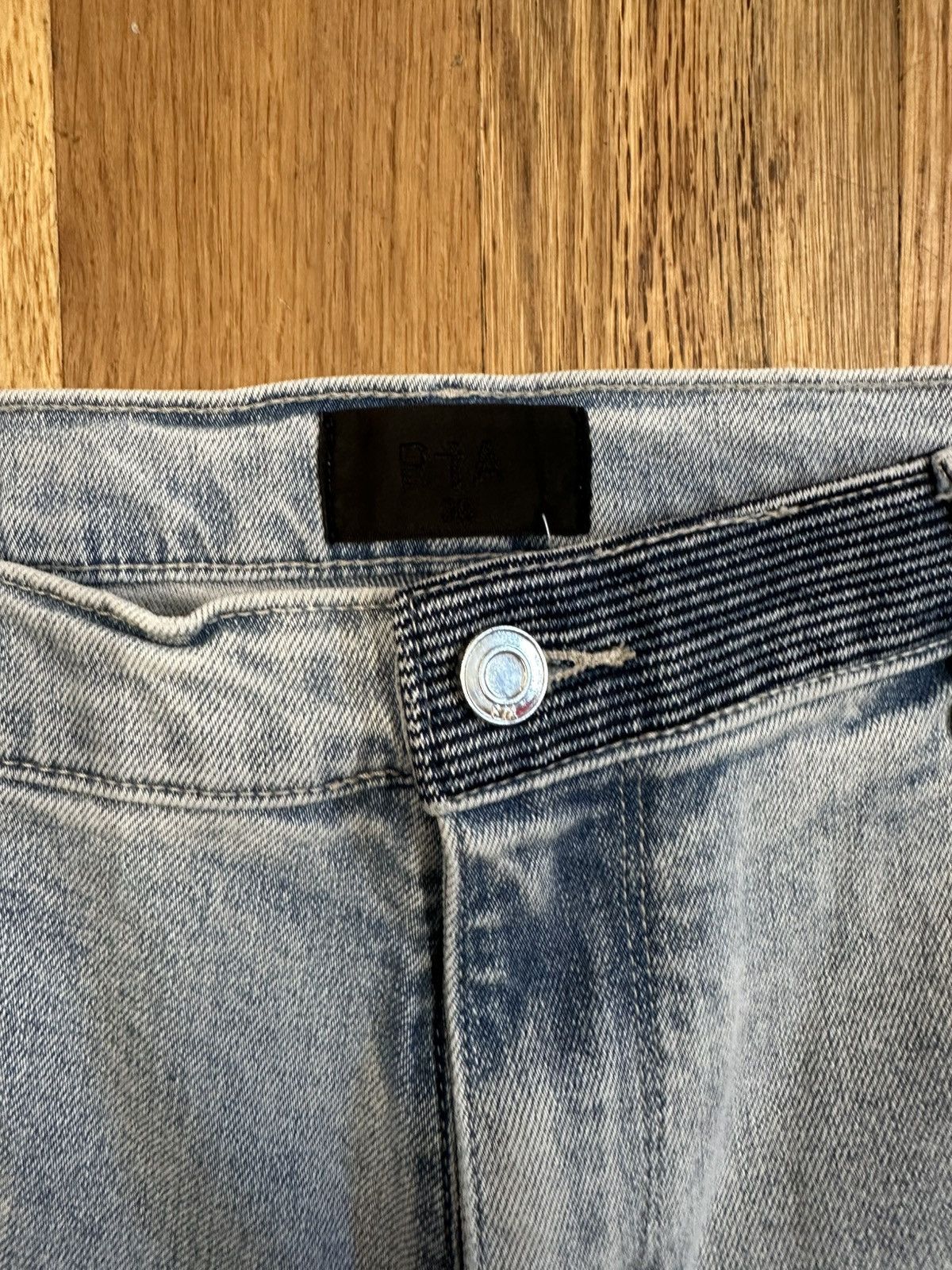 RTA Small White Spell Washed Blue Denim Jeans Size 36