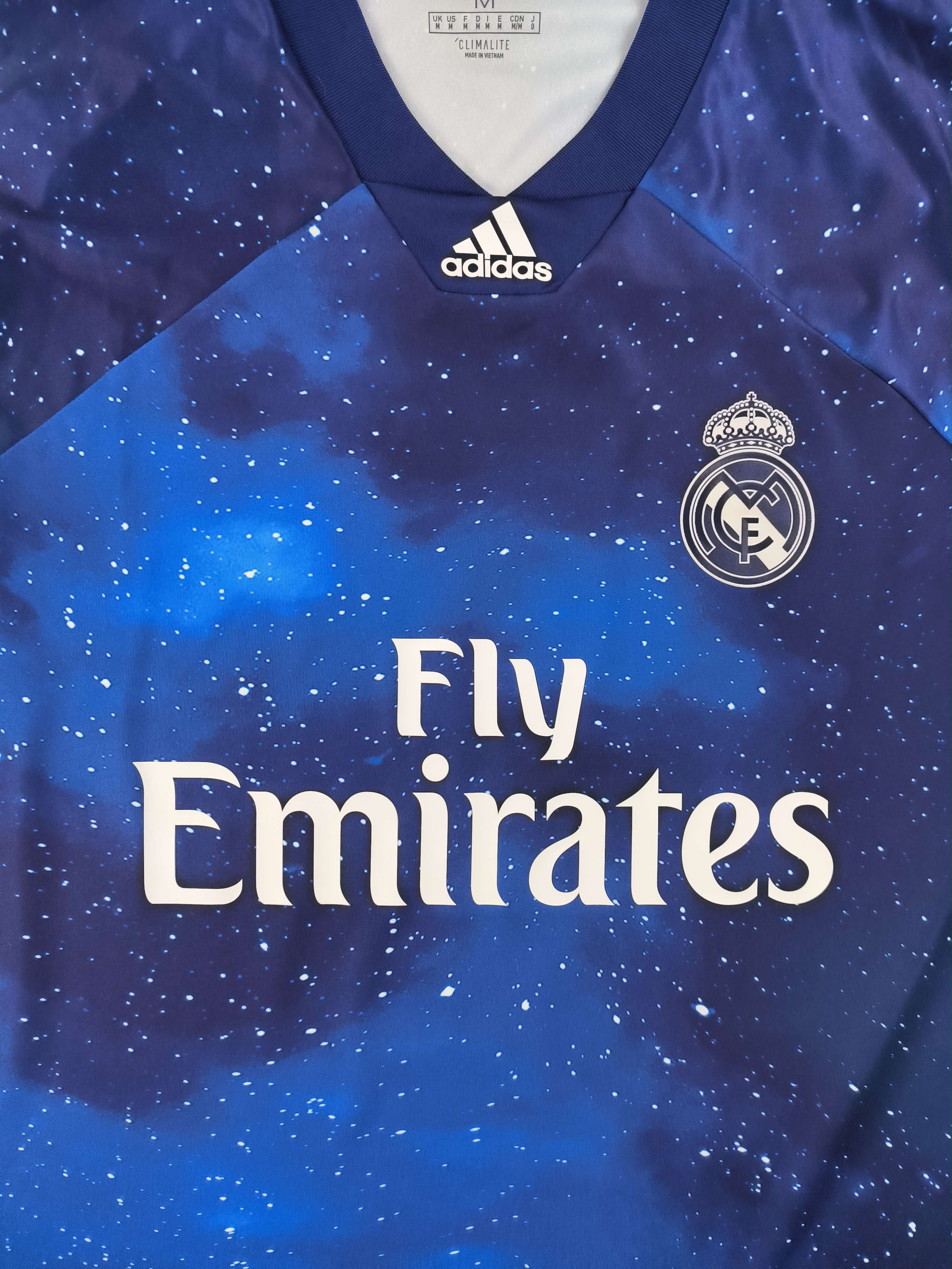 Adidas Real Madrid 18-19 Adidas EA Sports Special football jersey M Size US M / EU 48-50 / 2 - 3 Thumbnail
