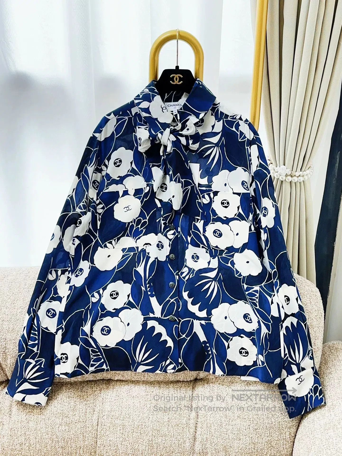 Chanel Chanel Blue Camellia Ribbon Shirt. Size S / US 4 / IT 40 - 1 Thumbnail