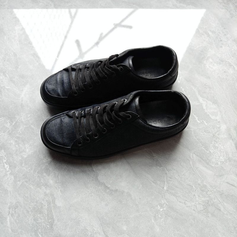 Gucci Gucci Classic Low-Top Sneakers for Men and Women 0079 Size US 9.5 / EU 42-43 - 1 Thumbnail
