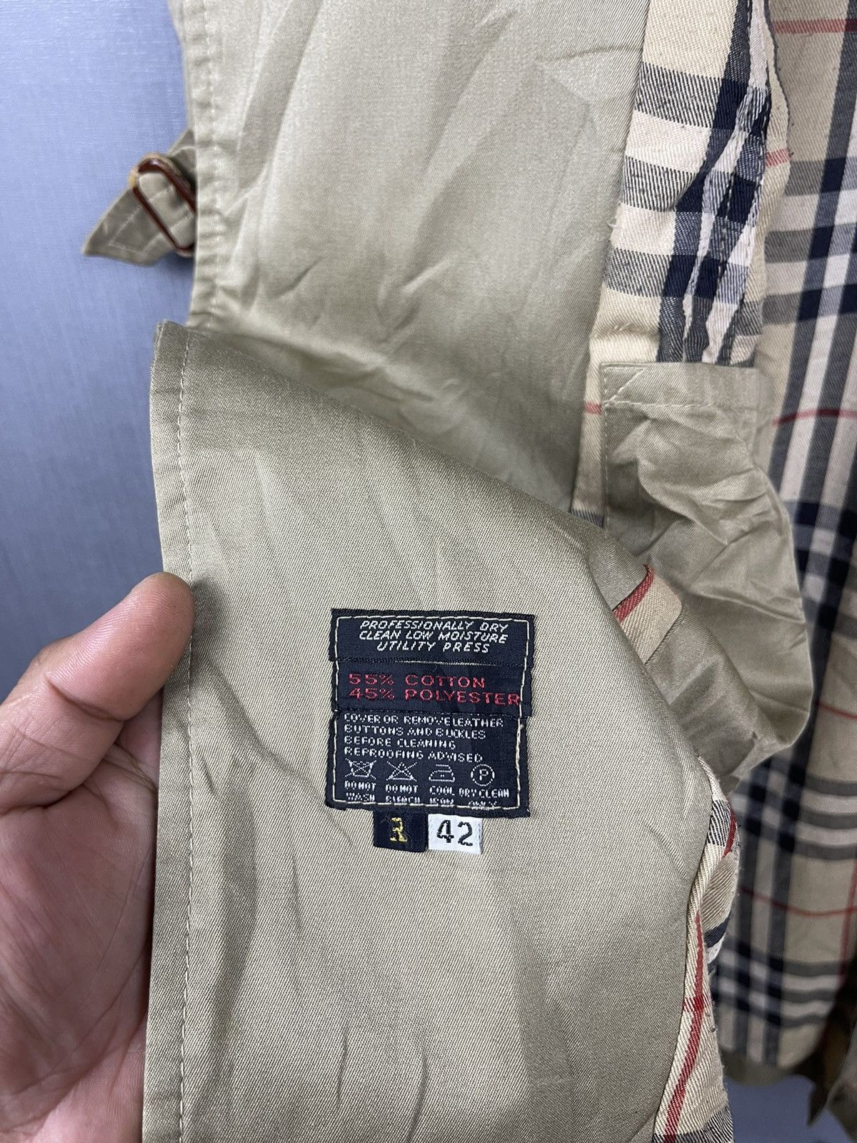 Vintage BURBERRY POLAND Nova Check Trench Coat Casual