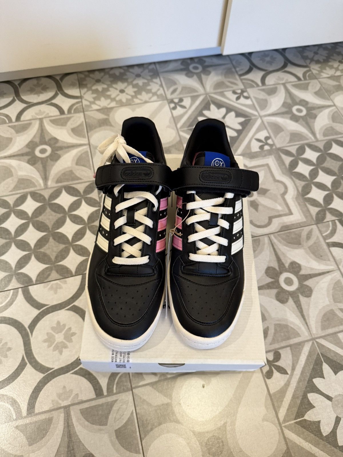 Adidas Adidas forum low andre saraiva Size US 10 / EU 43 - 7 Thumbnail