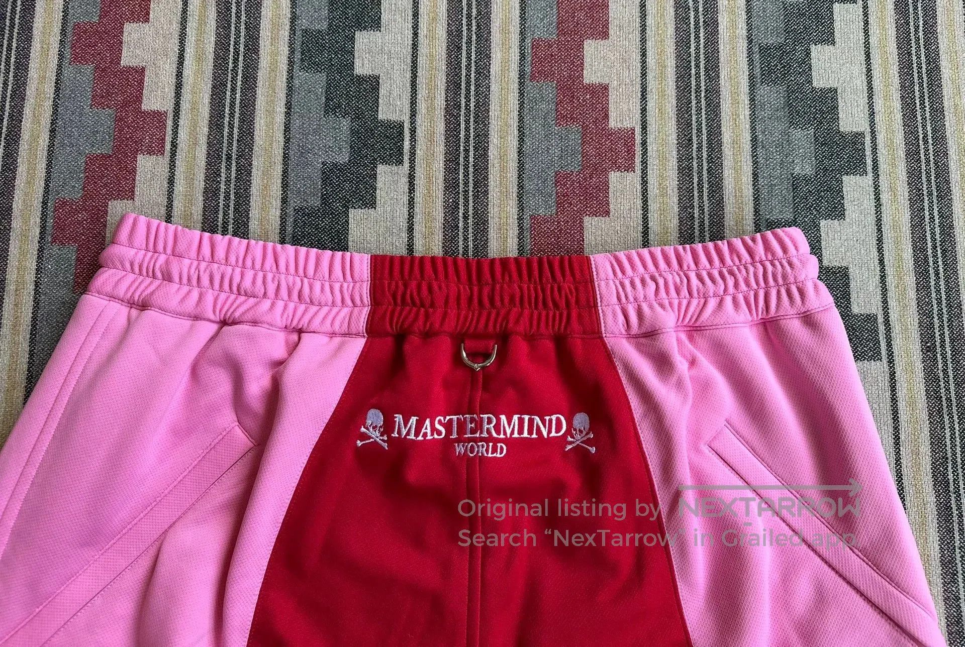 Mastermind Japan Thom Browne Comfortable Mid-Rise Short Pants for Men. Size US 34 / EU 50 - 4 Thumbnail