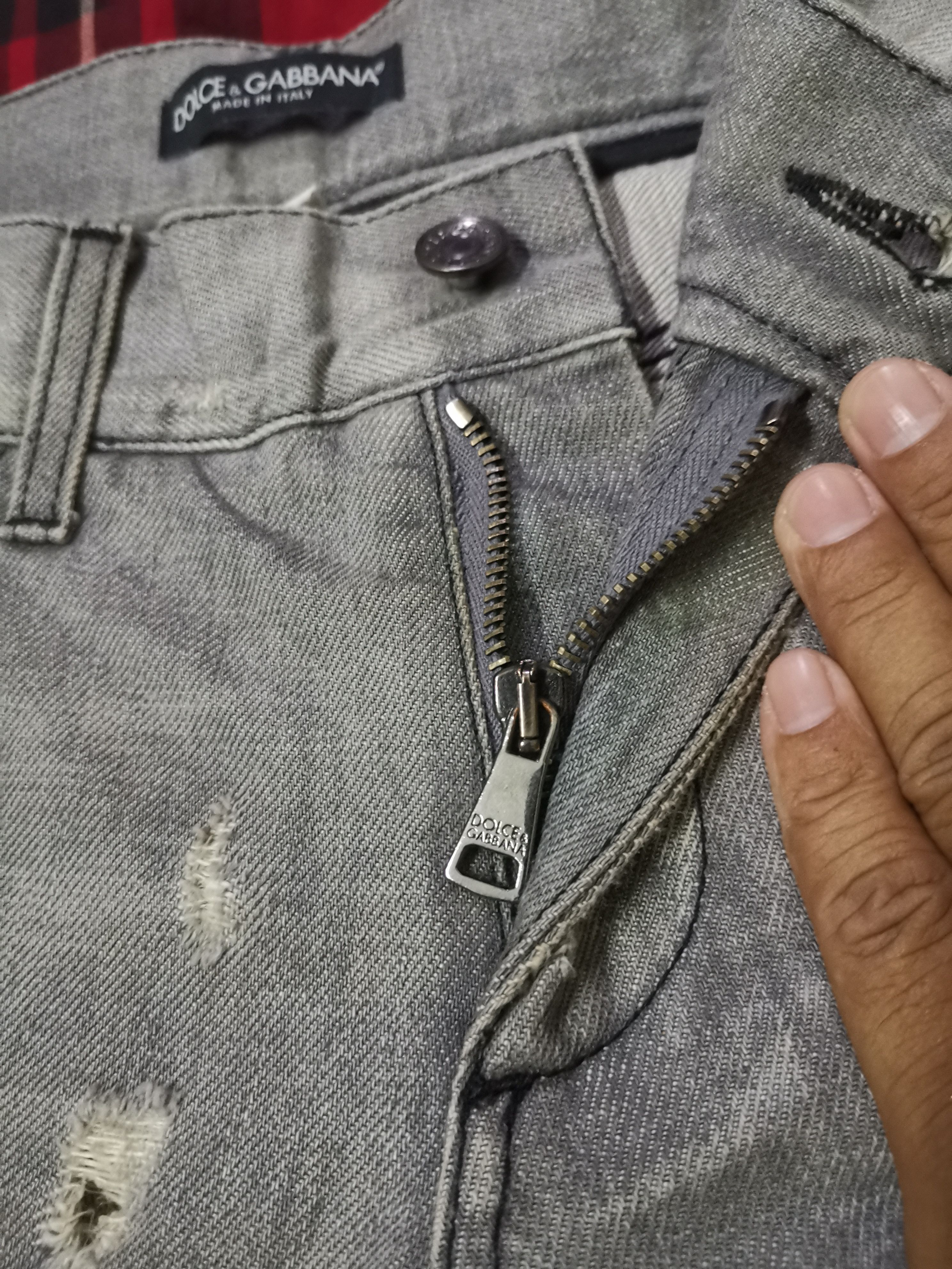 Dolce & Gabbana 💥Rare💥 Dolce & Gabbana Distressed Denim Size US 31 - 11 Thumbnail
