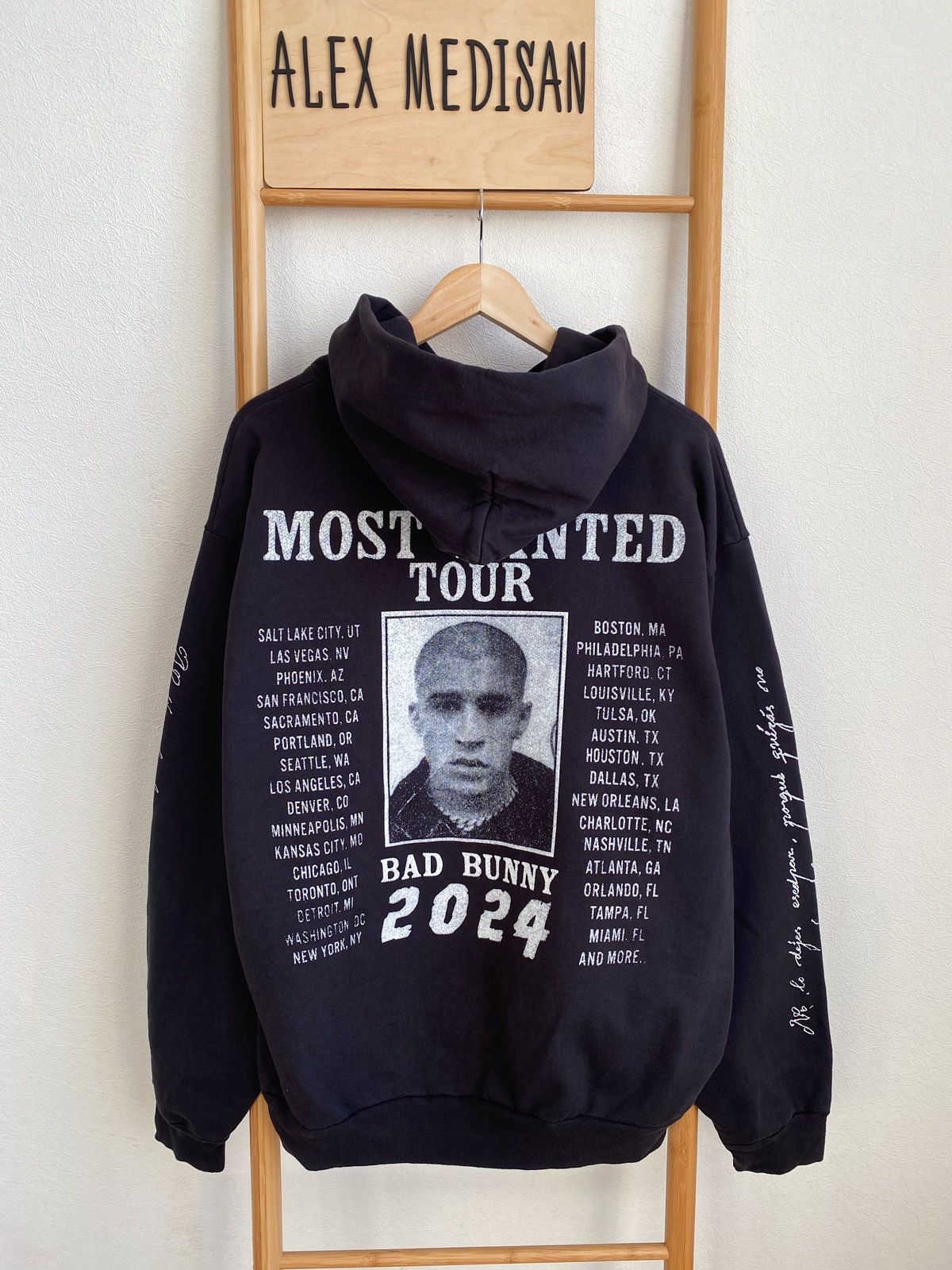Band Tees Bad Bunny “Most Wanted Tour” 2024 Hoodie Size L Size US L / EU 52-54 / 3 - 3 Thumbnail