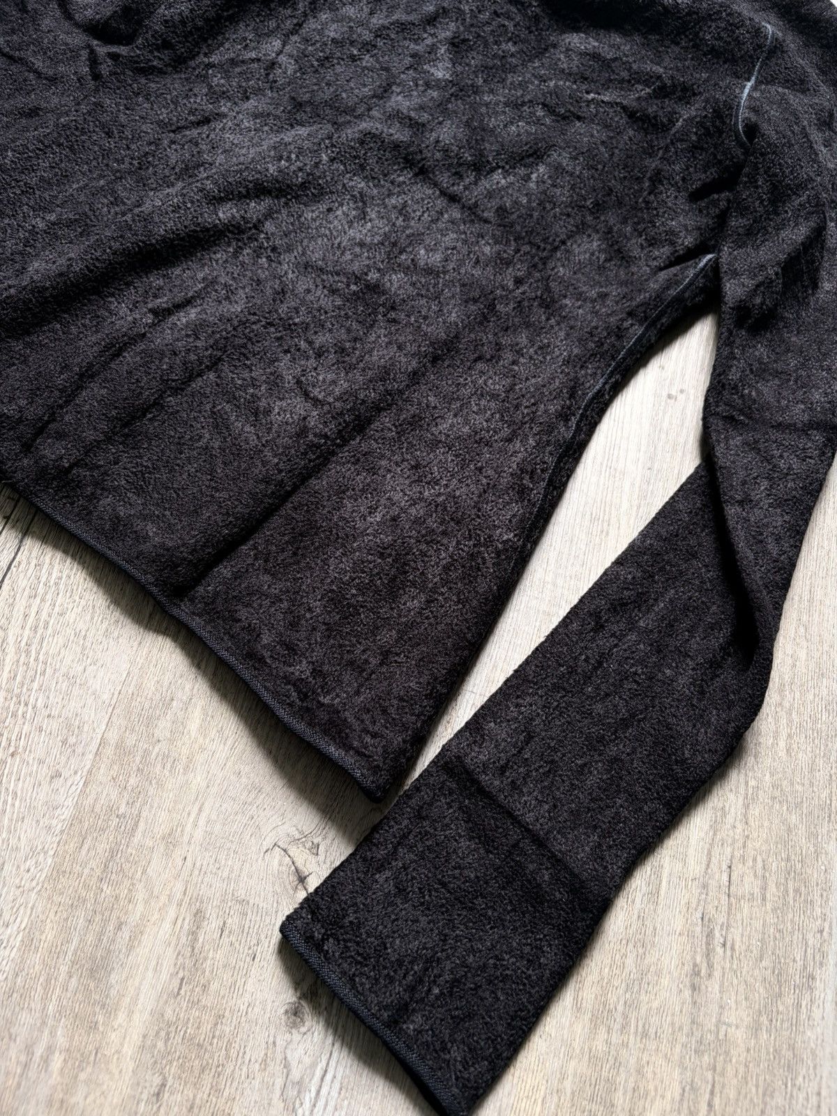 Tom Ford 2000s tom ford fleece top / very cozy Size S / US 4 / IT 40 - 4 Thumbnail