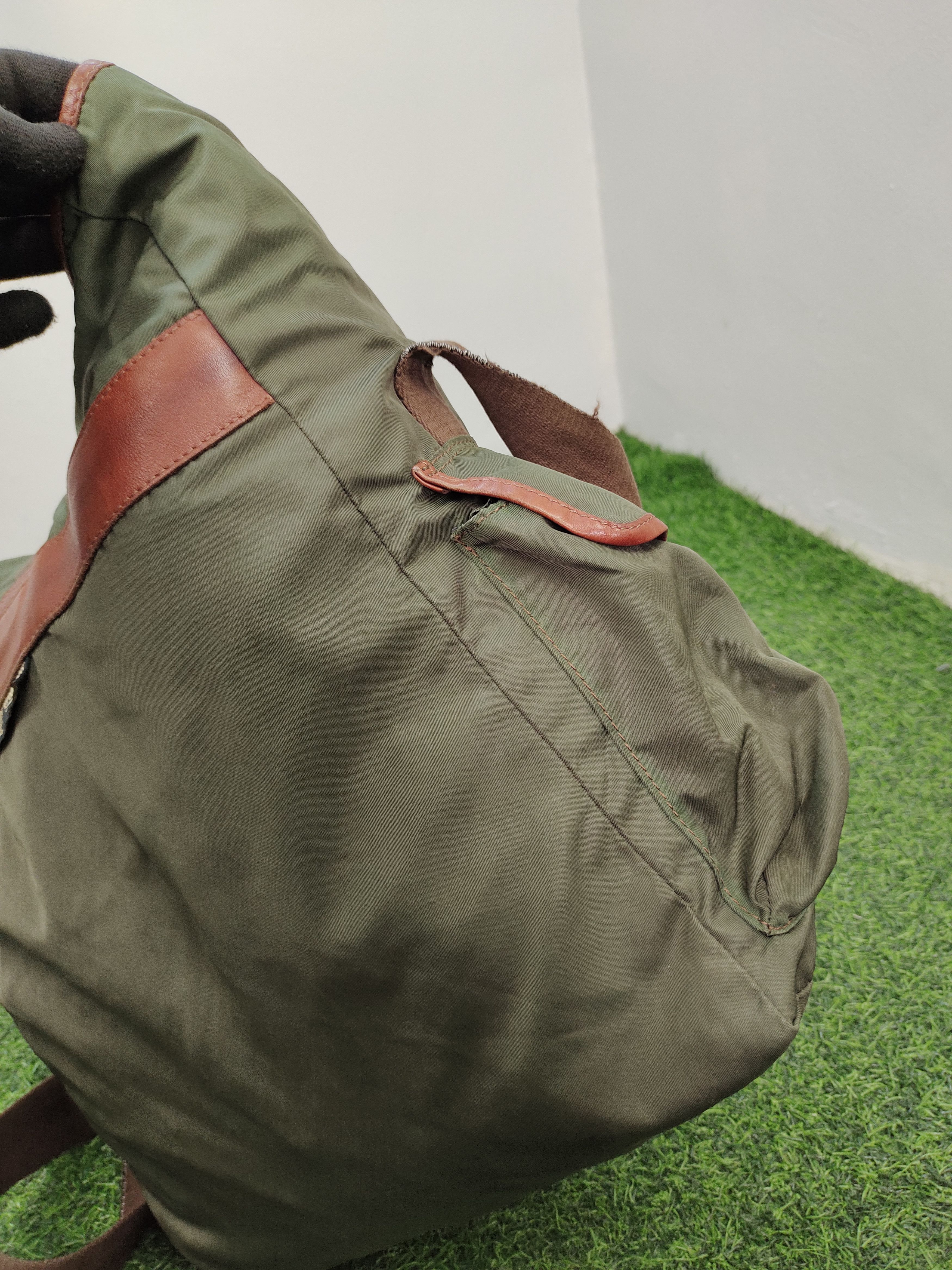 Hysteric Glamour Vintage Orobianco Olive Green Nylon Leather Trim Sling Bag Size ONE SIZE - 8 Thumbnail